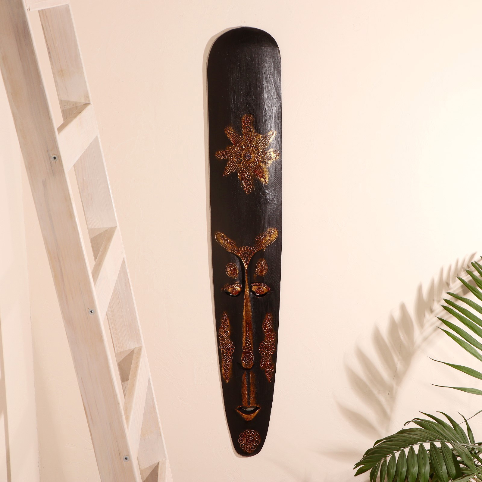 Изображение товара Панно-маска настенная "Узор" дерево 3x17x100 см Изображение товара Панно-маска настенная "Узор" дерево 3x17x100 см