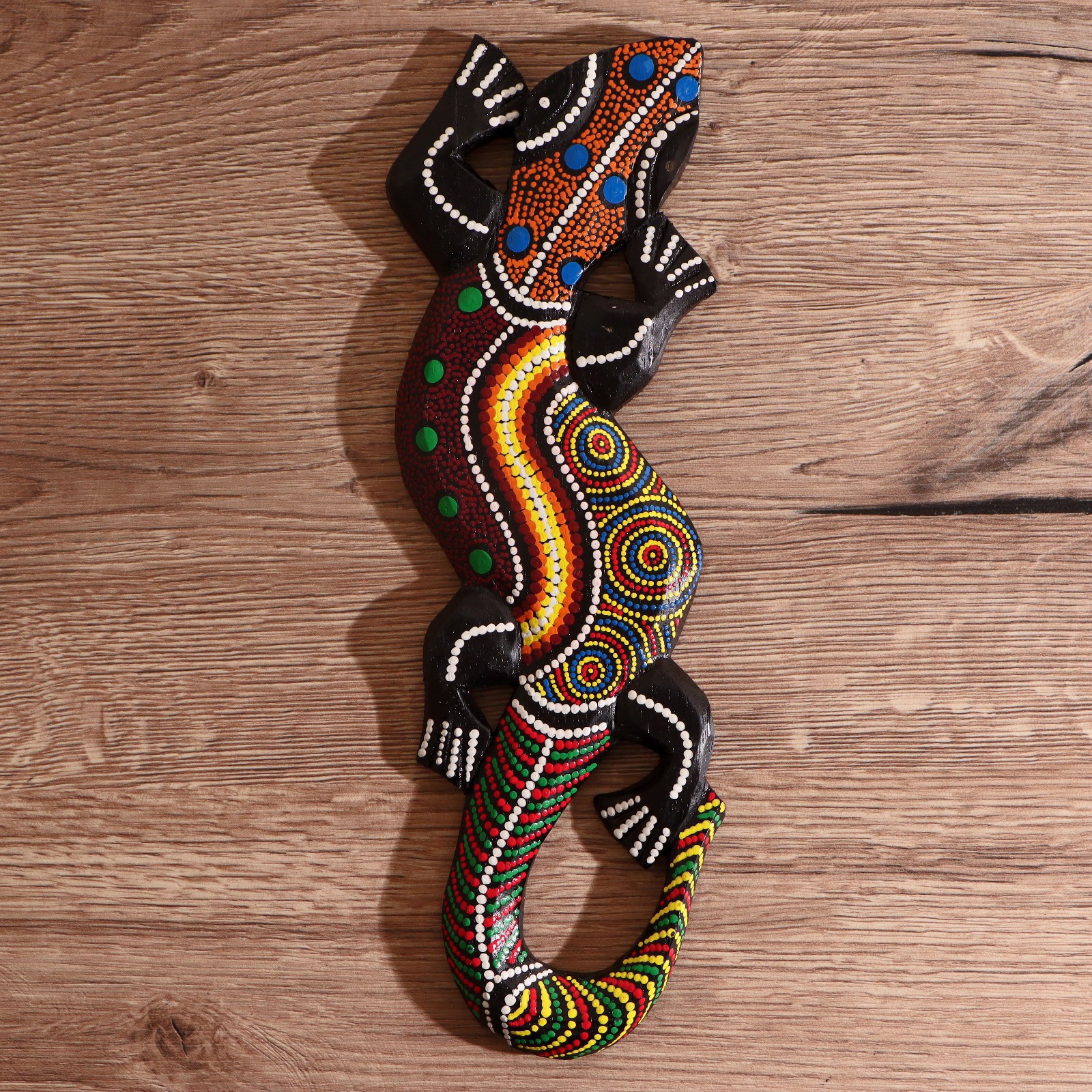 Изображение товара Панно настенное "Ящерица с цветной росписью на спинке" 30x10.5x1 см Изображение товара Панно настенное "Ящерица с цветной росписью на спинке" 30x10.5x1 см