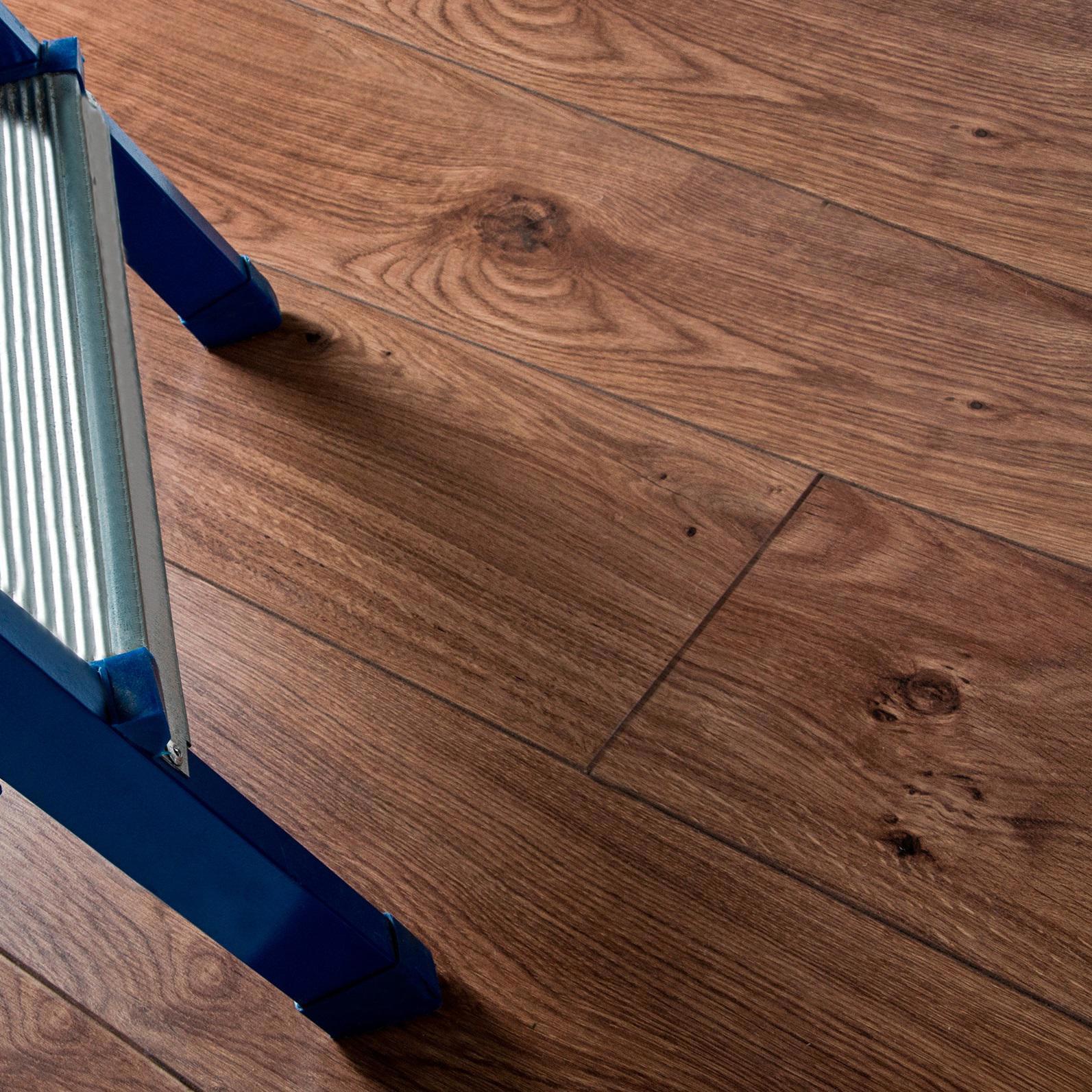 Изображение товара Ламинат Classen Clifton Oak 8 мм 32 класс фаска 1.99 м² Германия