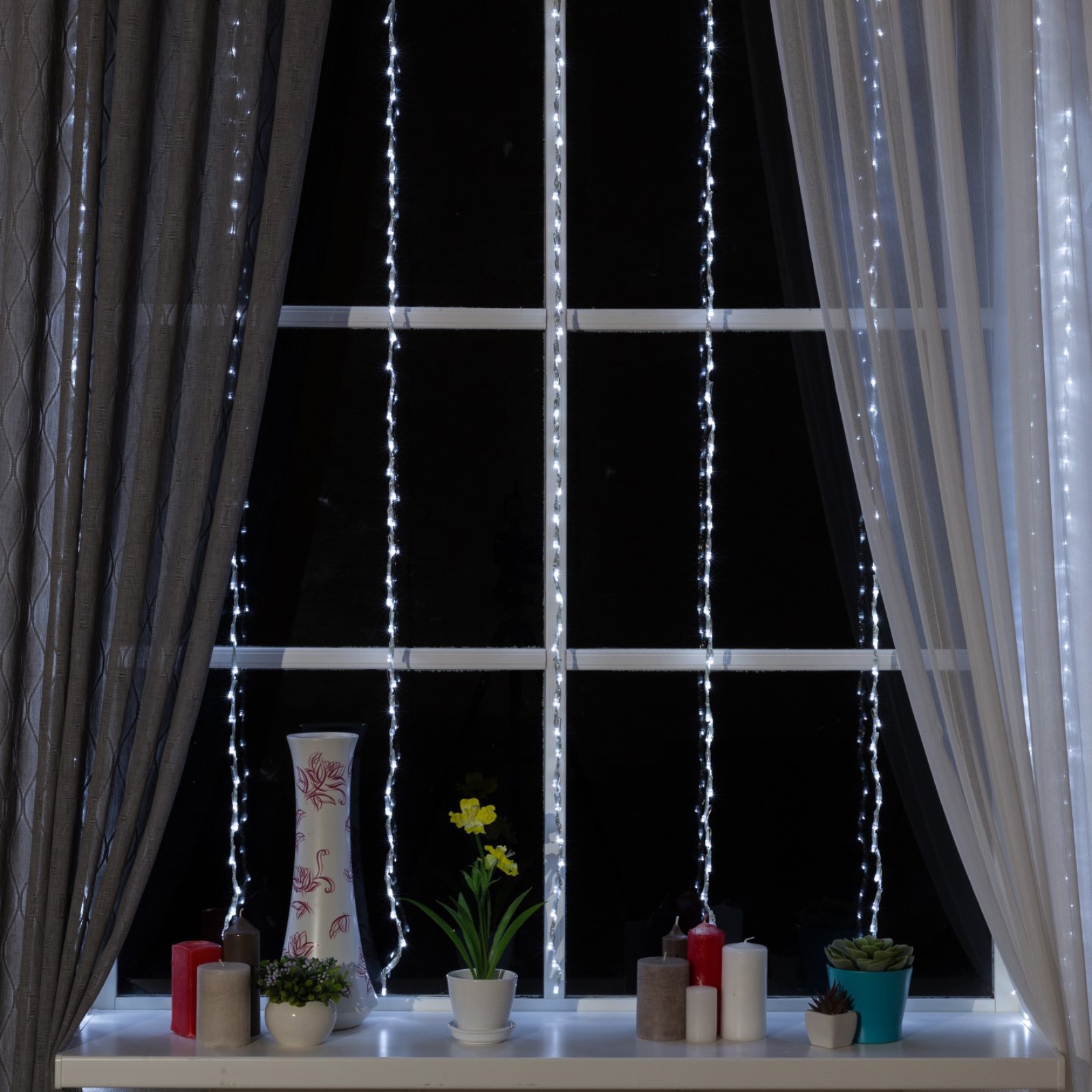 Изображение товара Электрогирлянда занавесная Luazon Lighting 2x2 м 400 LED синий 8 режимов