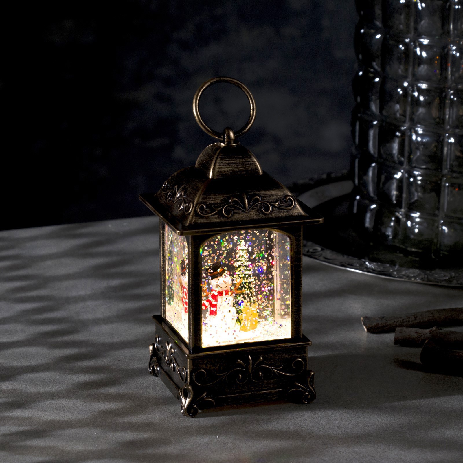 Изображение товара Светящаяся электрическая фигура фонарь со снеговиком 7.5x13.5 см лампа батарейка