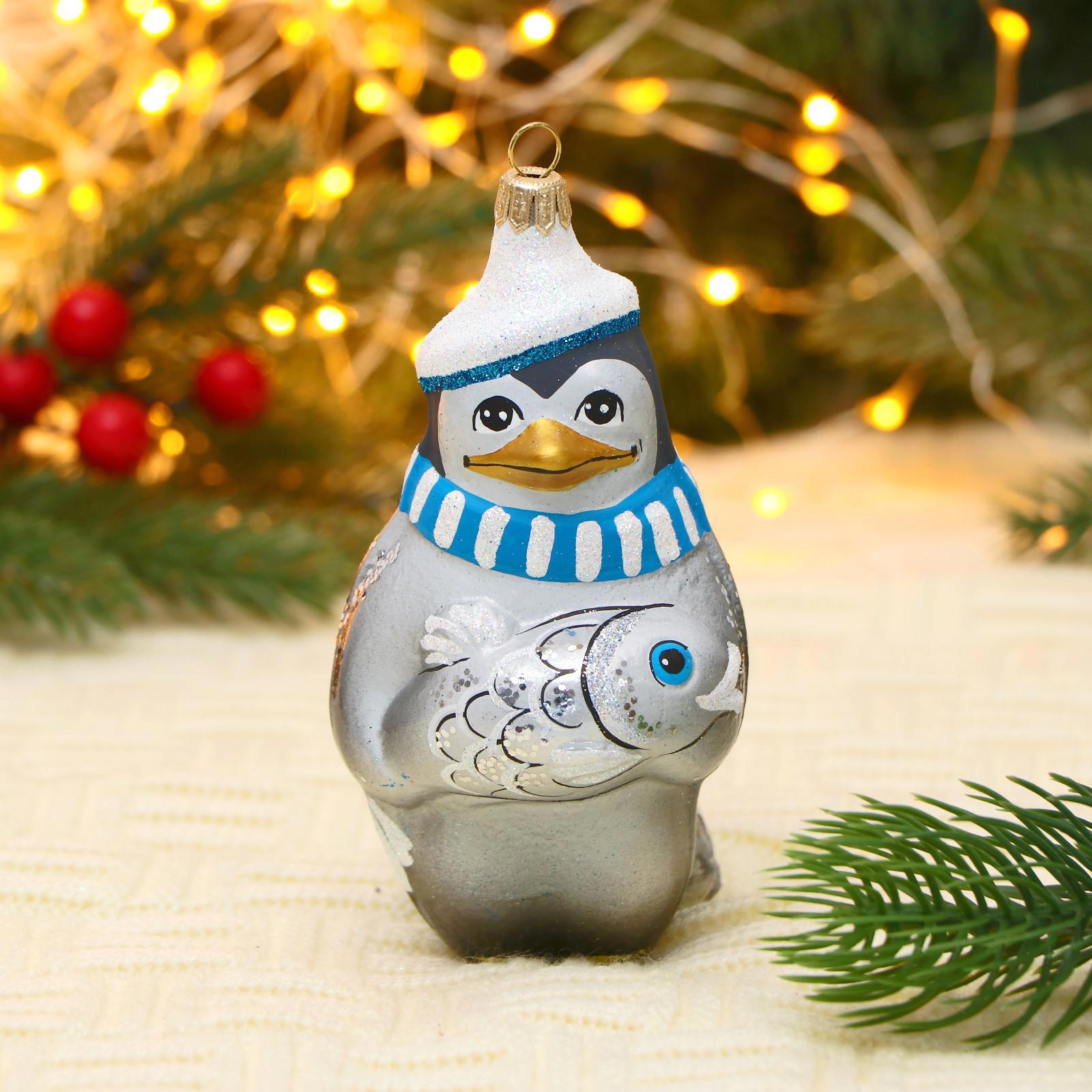 Изображение товара Елочная игрушка Пингвин Бирюсинка 13 см из стекла для новогоднего декора