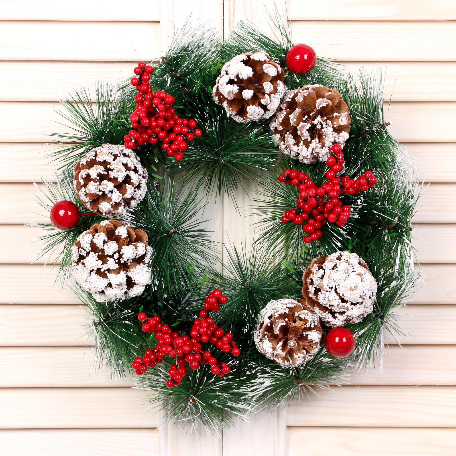 Изображение товара Рождественский венок Зимнее волшебство 5036596 ø 25 см с декором