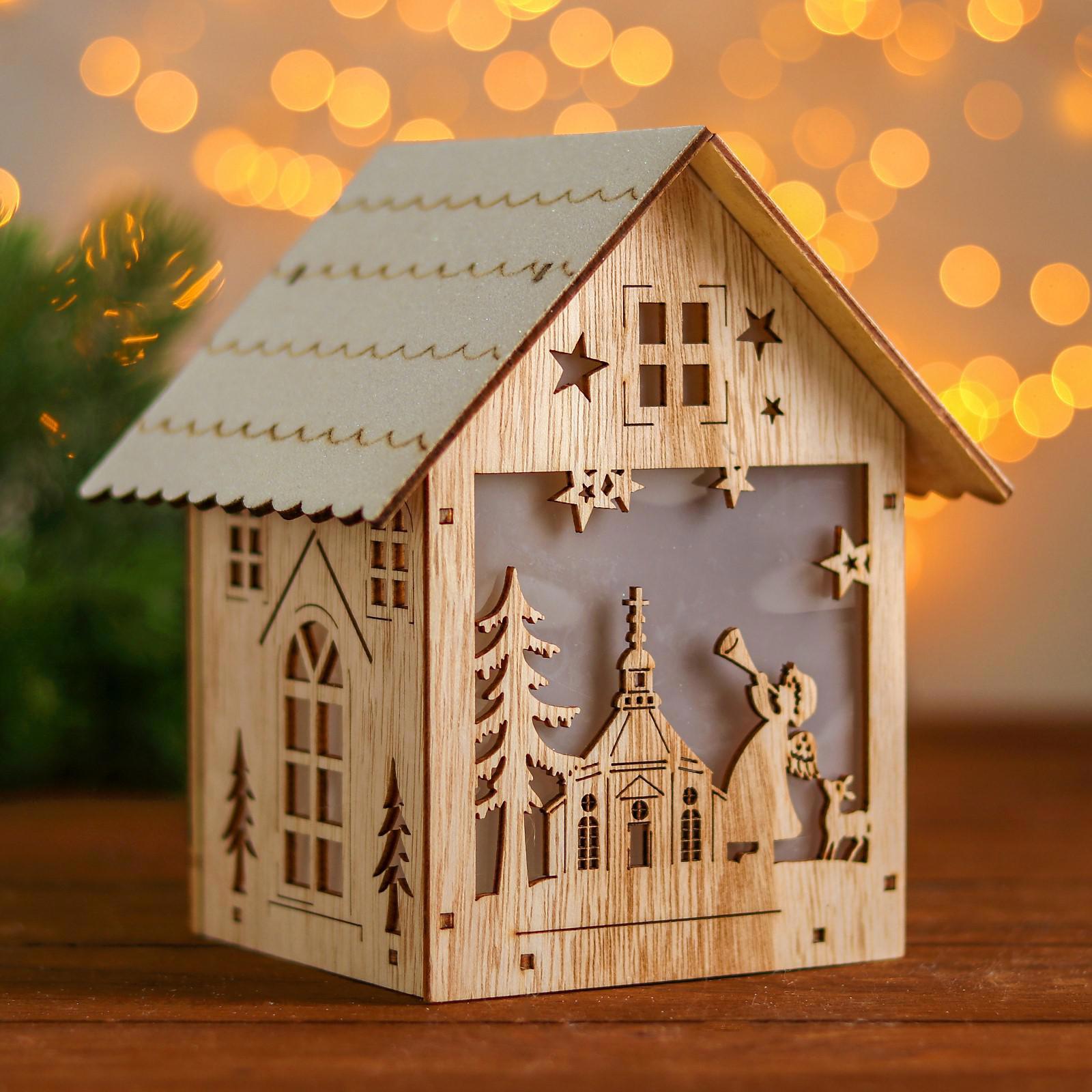 Изображение товара Светящаяся электрическая фигура Дом для дома Лесная мастерская 1 ламп h 16.5 см разноцветный