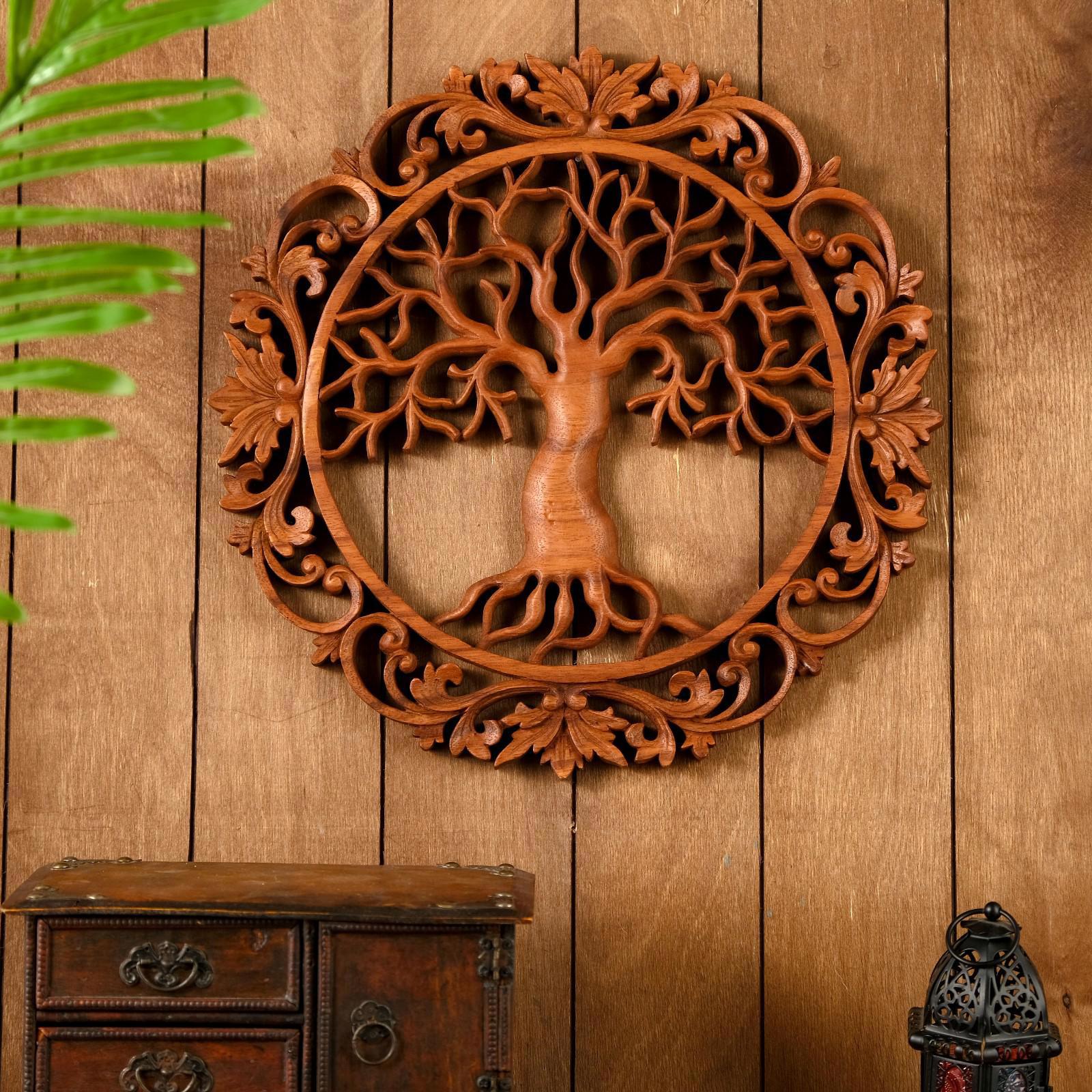 Изображение товара Райское древо: настенное панно 40x40 см, резьба по дереву Изображение товара Райское древо: настенное панно 40x40 см, резьба по дереву