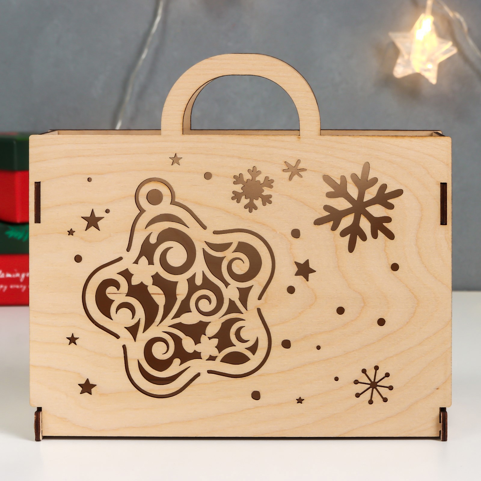 Изображение товара Шкатулка Чемоданчик: Звезда — оригинальный сувенир 20,5х8х18,5 см