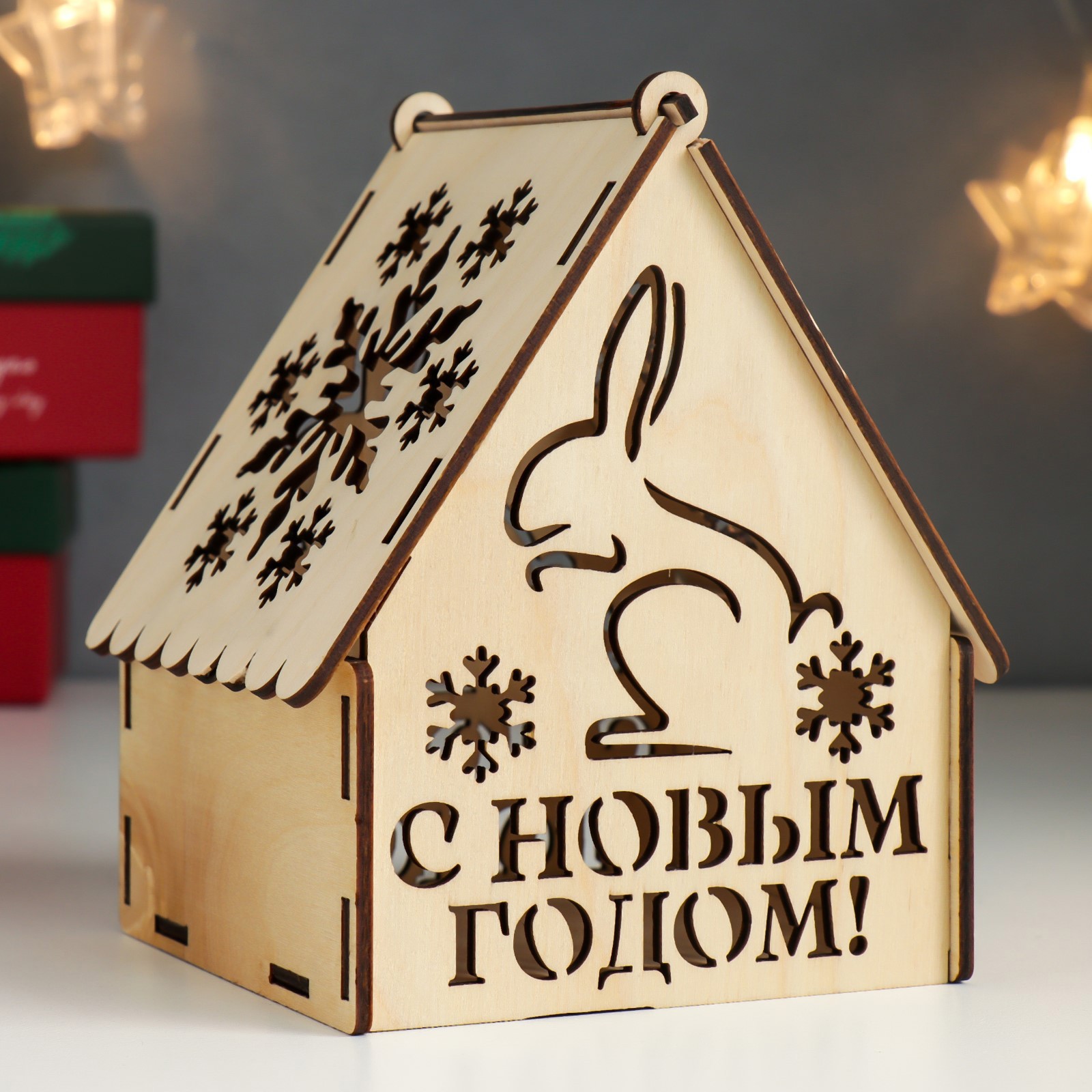 Изображение товара Шкатулка "Домик. Кролик и снежинки" 12x10x14 см