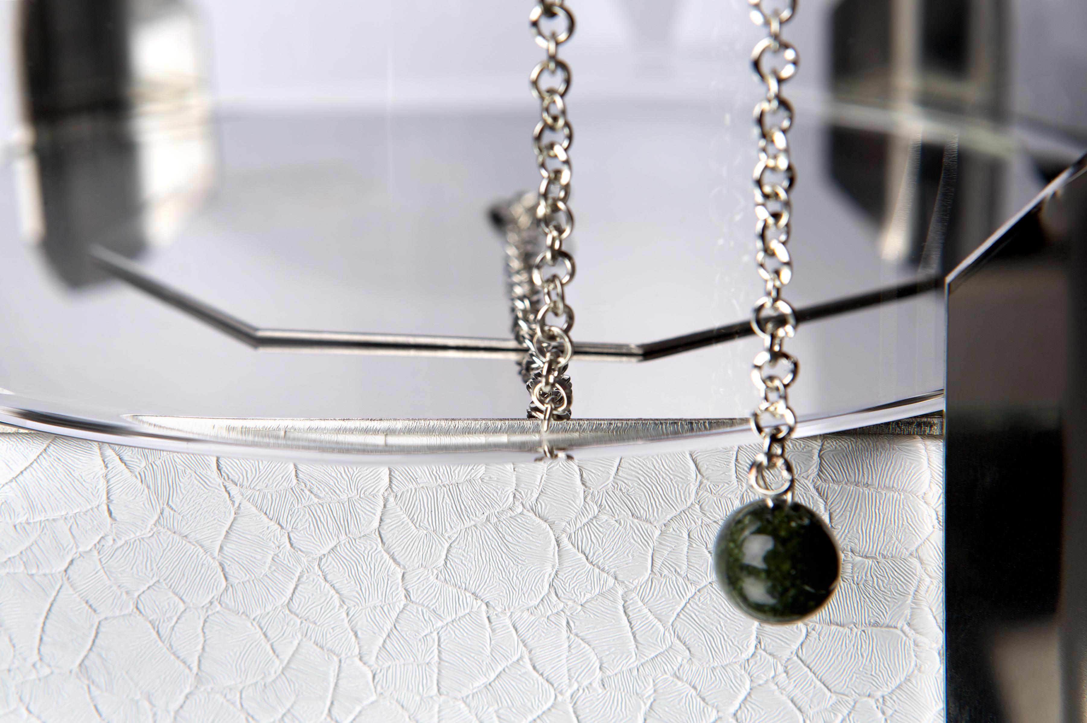 Изображение товара Биокамин настольный Silver Smith Mini 3 Premium White компактный стильный