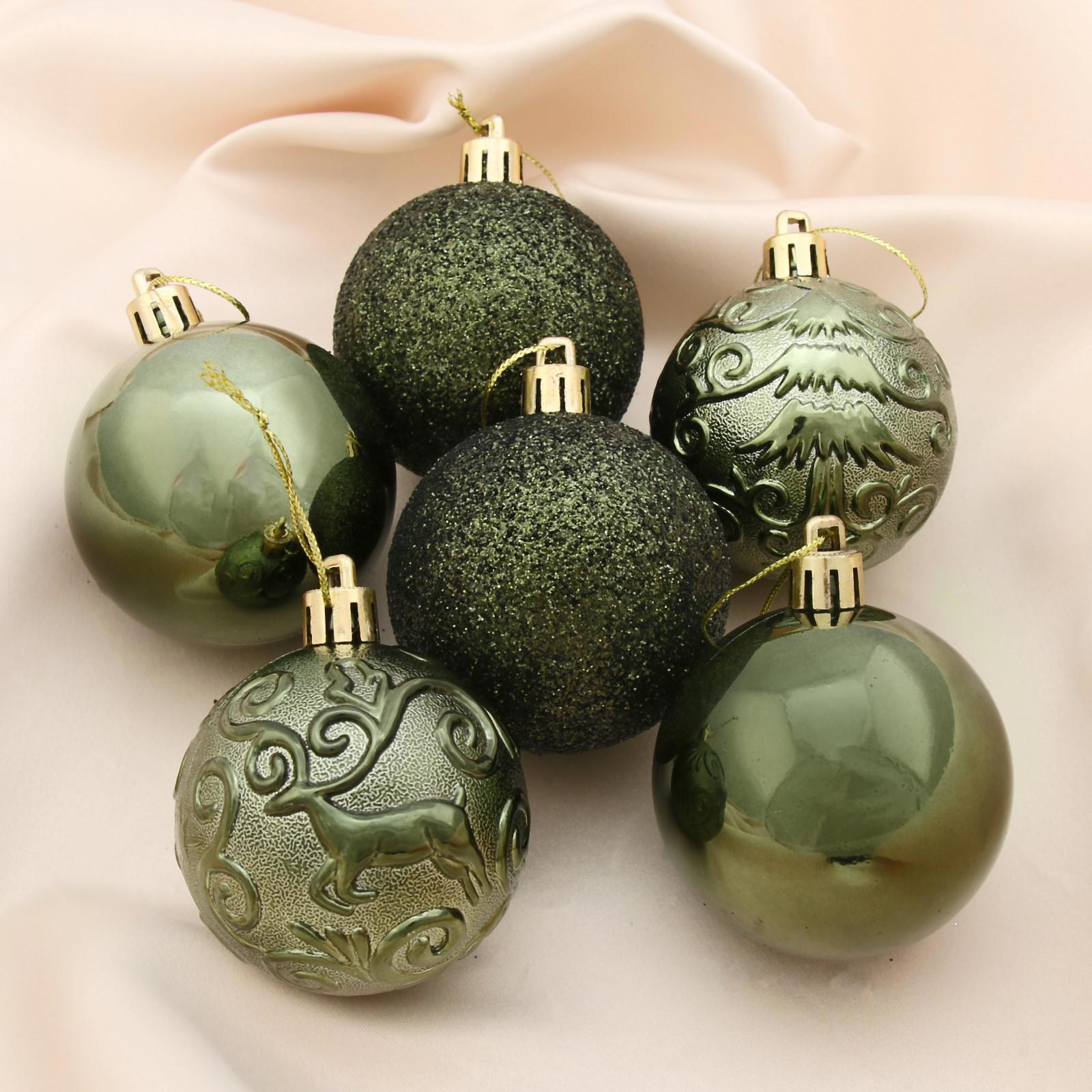 Изображение товара Набор елочных шаров Зимнее волшебство 4316801 Олень в кружевах 6 см пластик зеленый 12 шт
