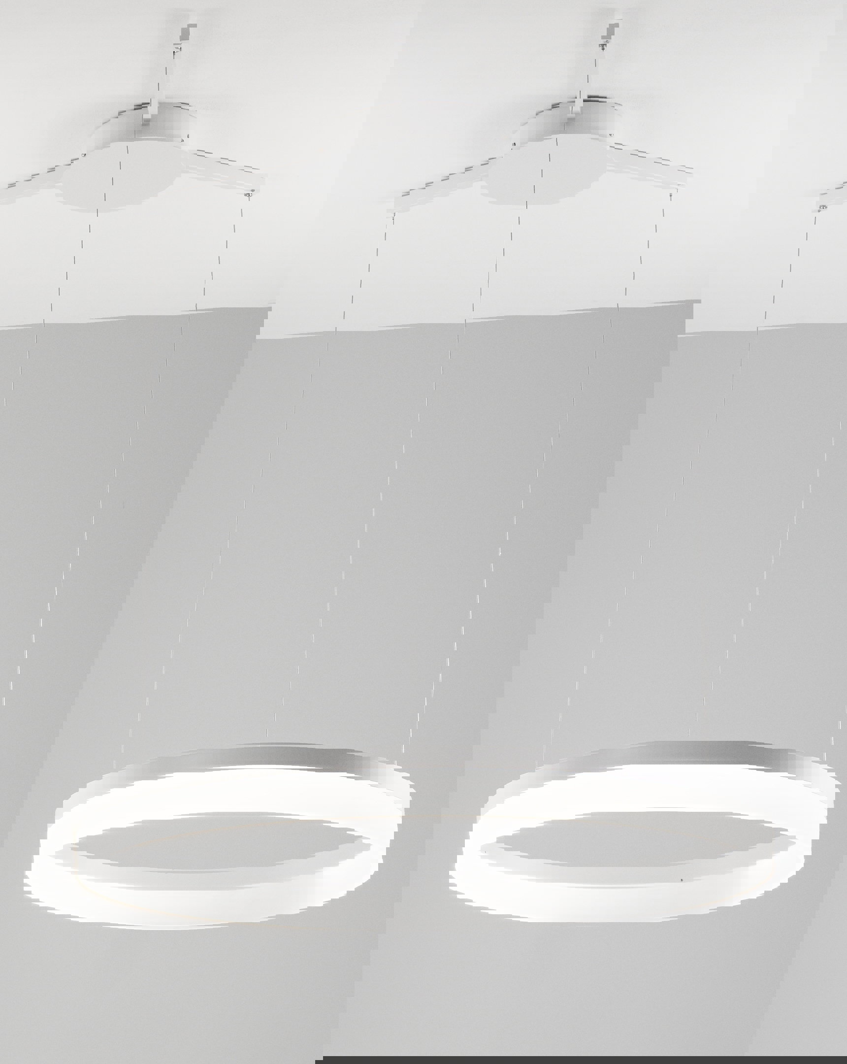 Изображение товара Люстра подвесная светодиодная MODERLI V1722-PL Via 18 м² нейтральный белый свет цвет белый