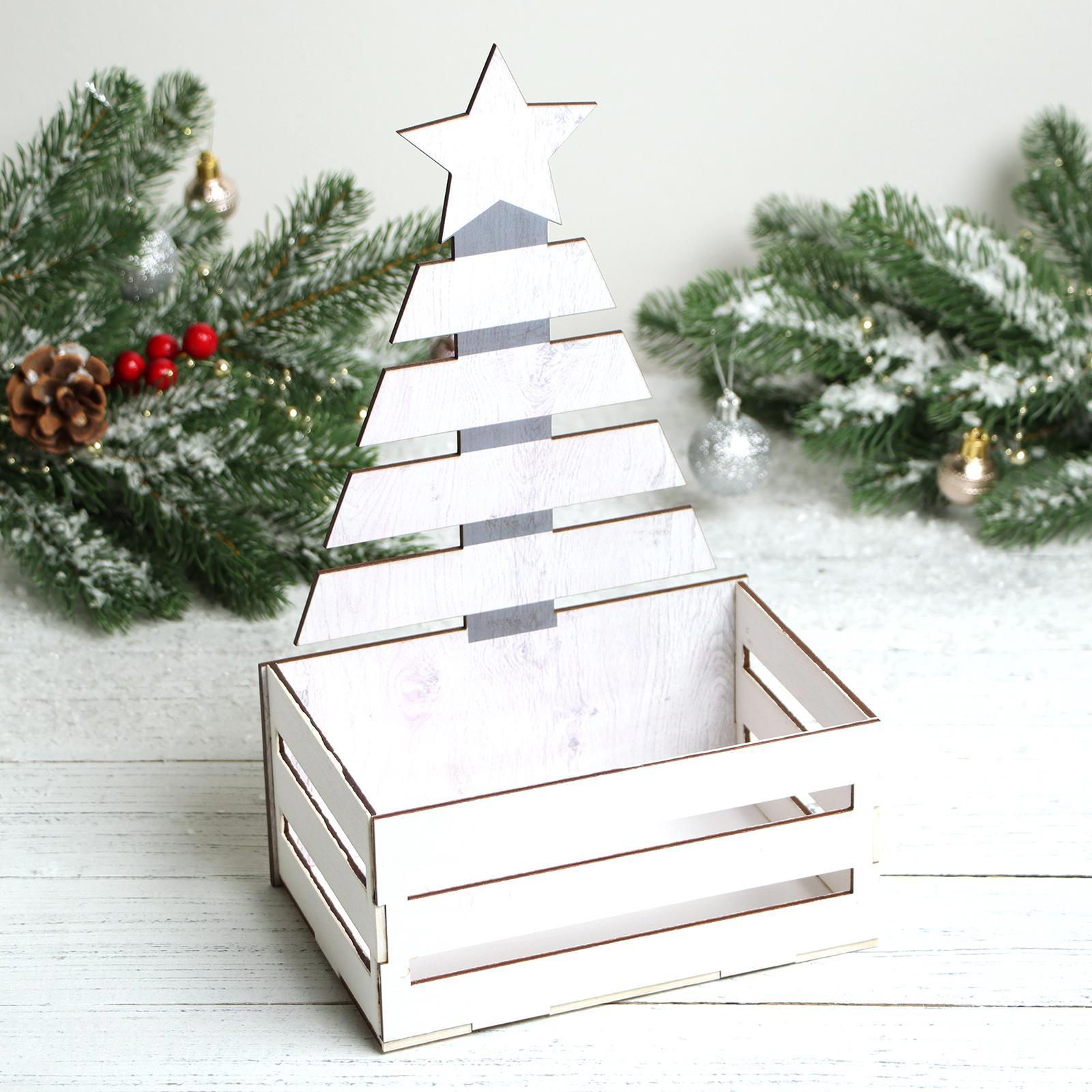 Изображение товара Полка сувенирная "Новогодняя" ёлка 33x20 см цвет белый