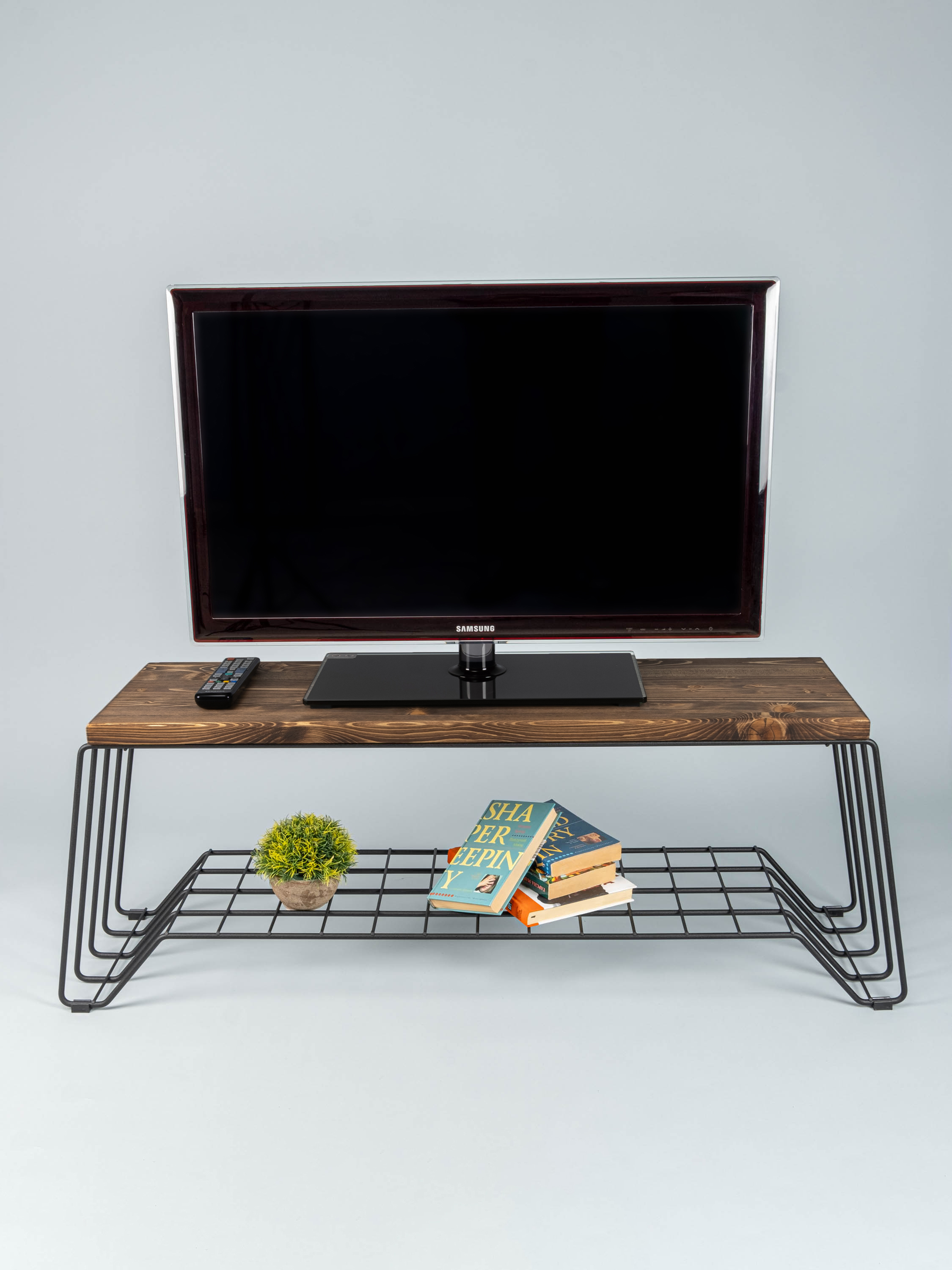 Изображение товара Тумба под телевизор ILWI Mbl-w-tv-m-1-m 114x30x41 см стильный дизайн Россия