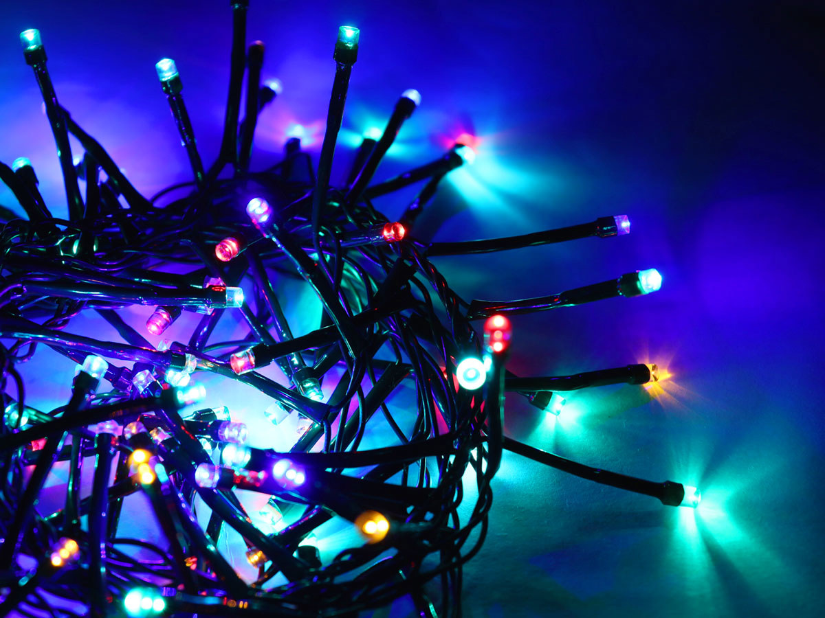 Изображение товара Гирлянда электрическая комнатная Зимняя сказка 2020-17 3м 120 LED 8 режимов RGB