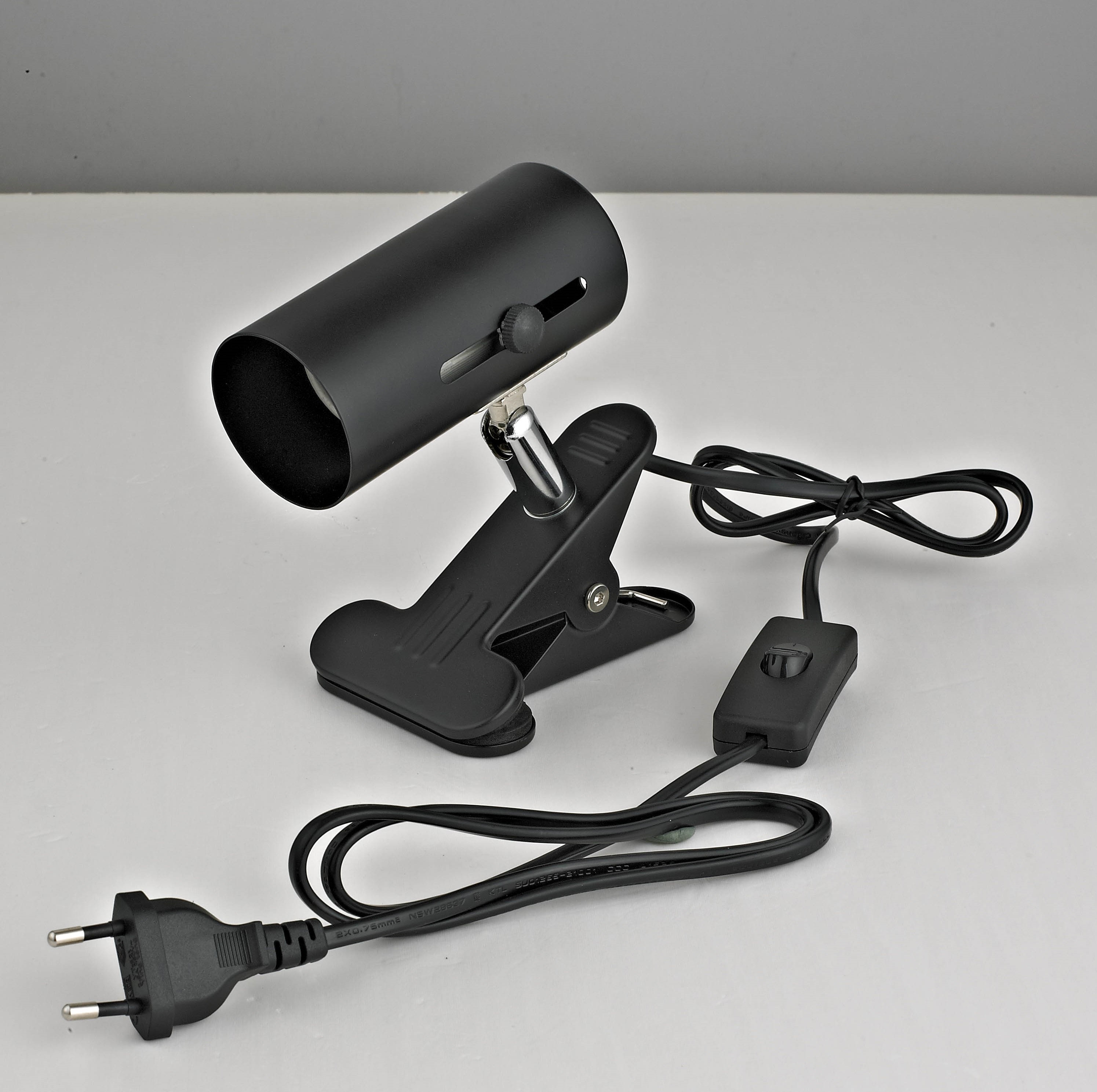 Изображение товара Фитосветильник светодиодный ЭРА Б0053292 FITO-E27-CLIP 130 мм 240 Вт