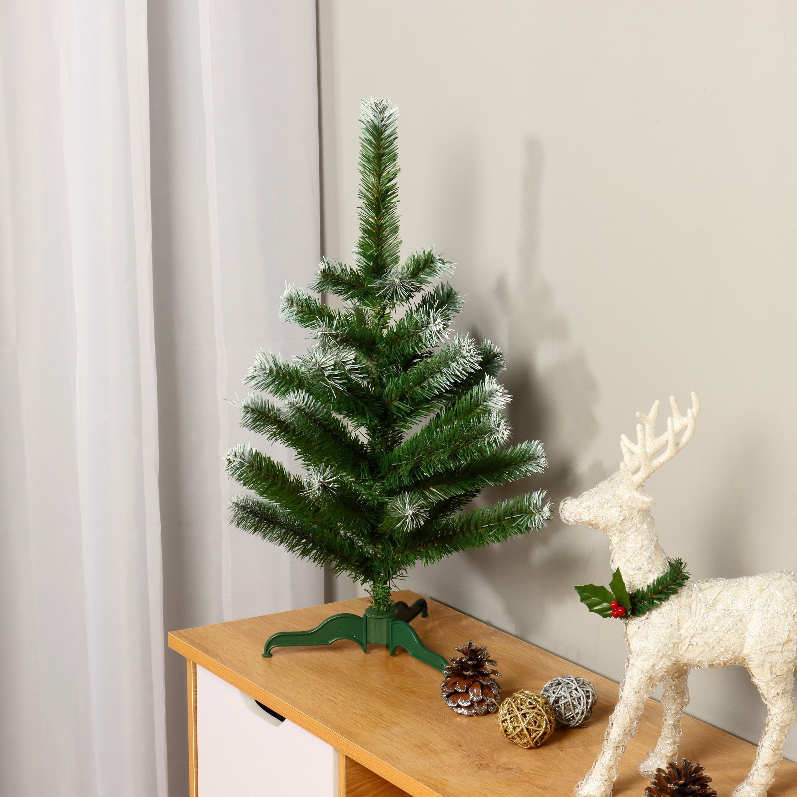 Изображение товара Ель новогодняя искусственная Зимнее волшебство 9298428 Классическая белоснежная заснеженная 45 см