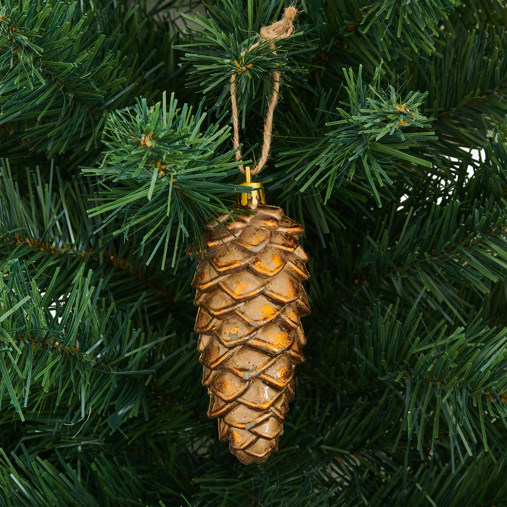 Изображение товара Подвес Шишечка 11.5x5 см золотистый елочная игрушка для украшения