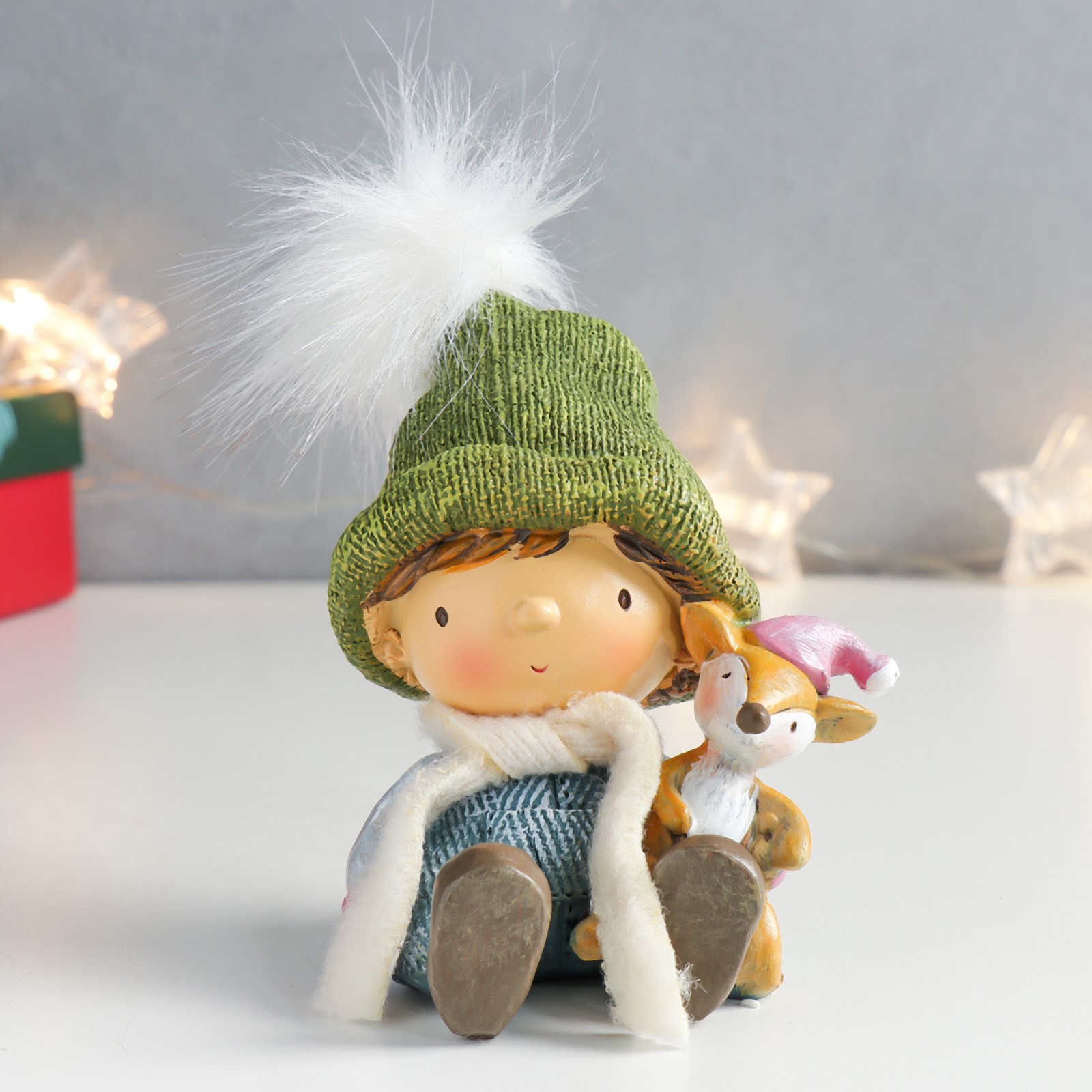 Изображение товара Символ Нового года: Мальчик в зелёной шапочке с оленёнком, 8,5×9×11 см