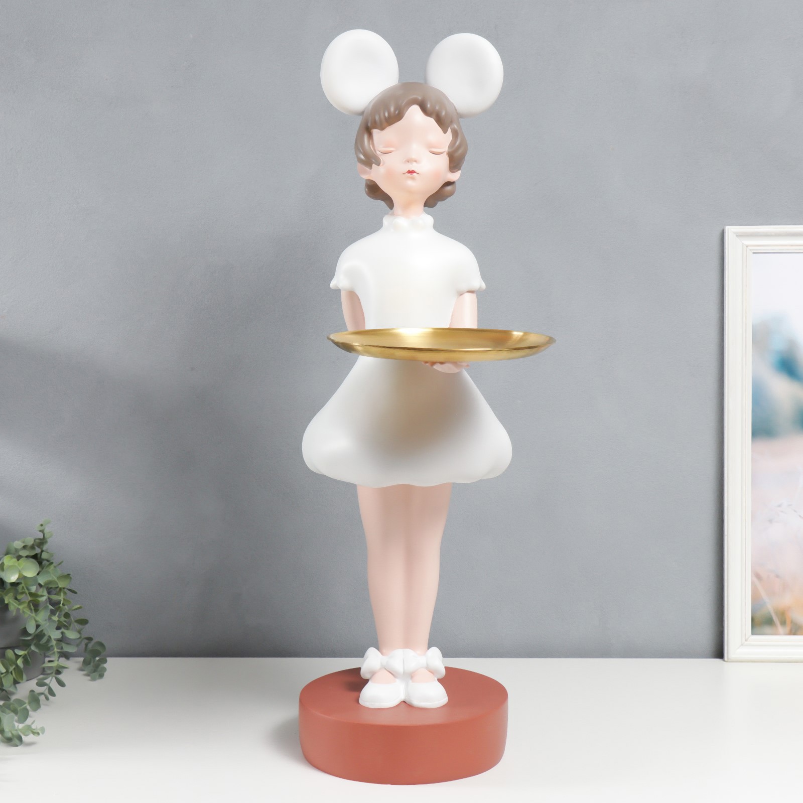 Изображение товара Подставка интерьерная Малышка с ушками в белом платьице — 26 см