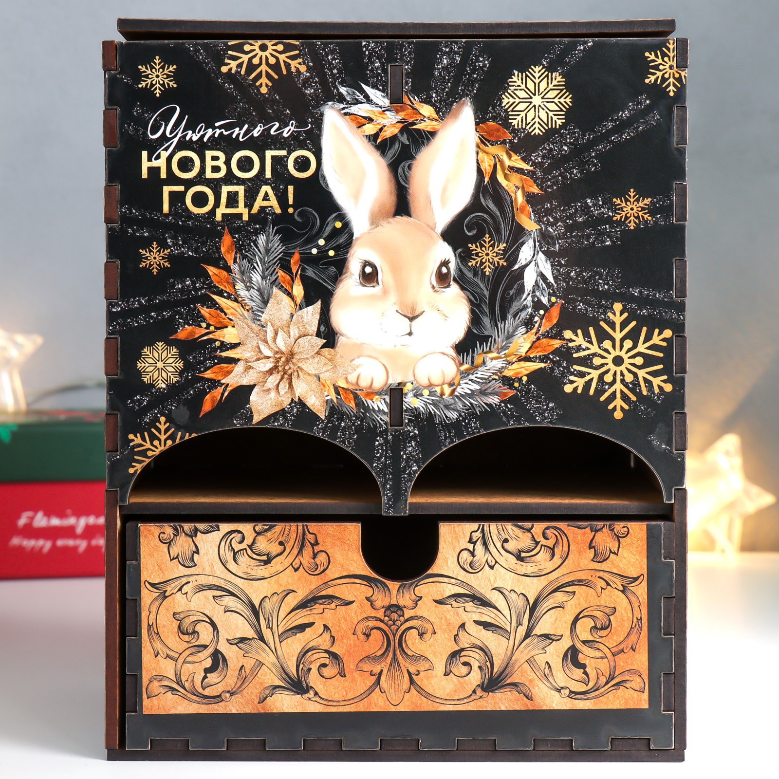 Изображение товара [Декоративный предмет] SIMALAND Зайчик Декор Для Чайного Домика 20x15x8,5 см