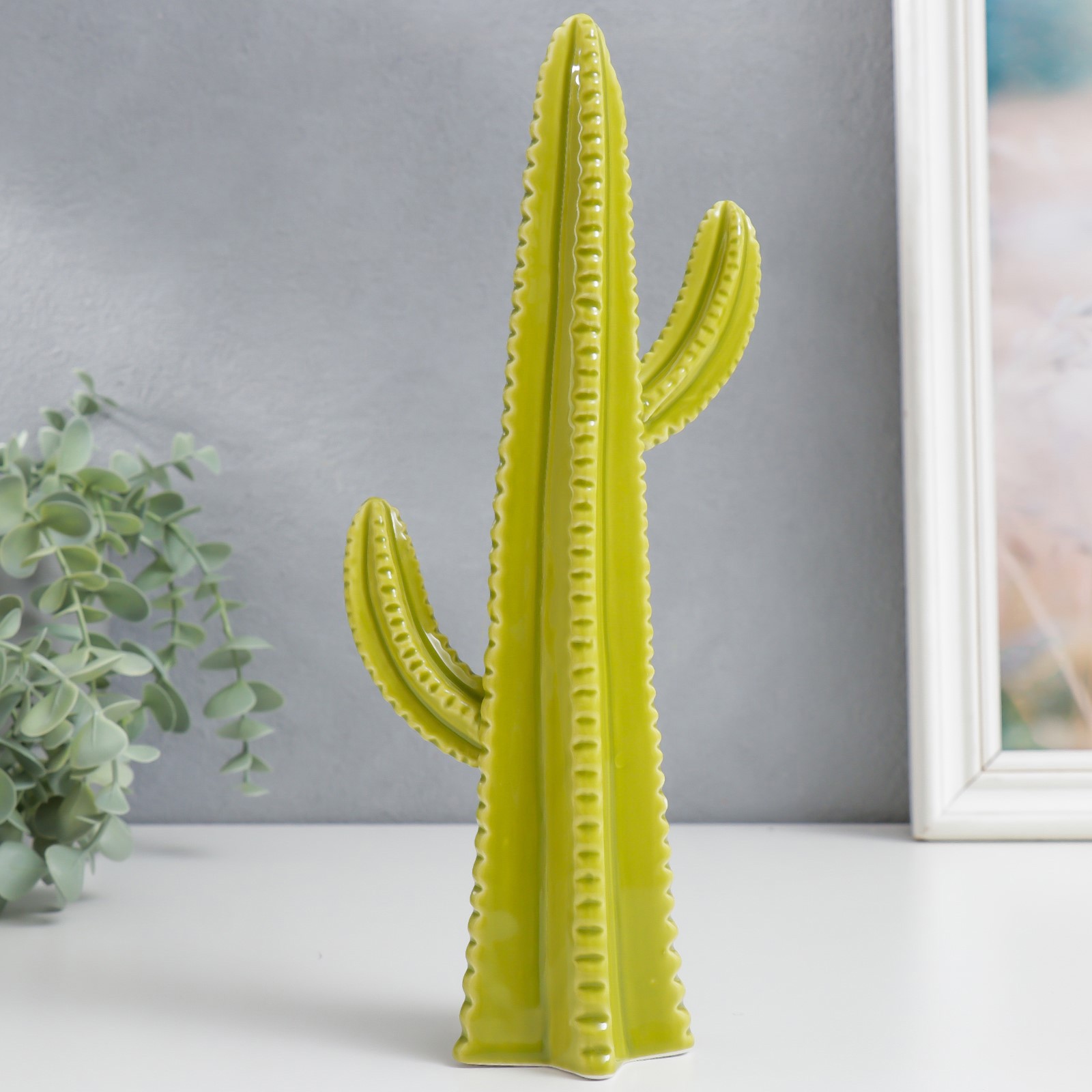 Изображение товара Фигурка "Кактус Цереус" зелёный 6.3x12.5x27 см