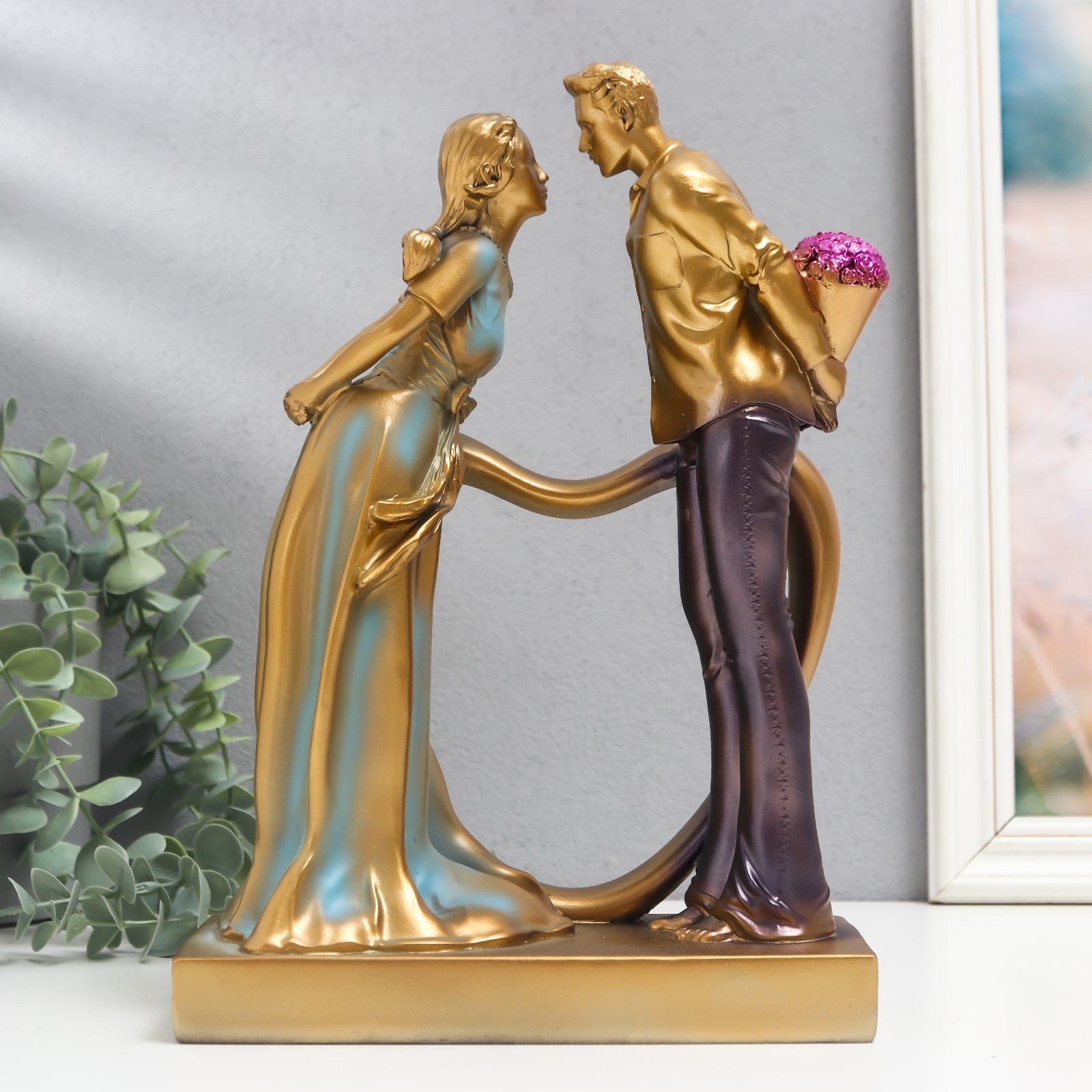 Изображение товара Фигурка Встреча влюблённых синий с золотом 9x19x28 см