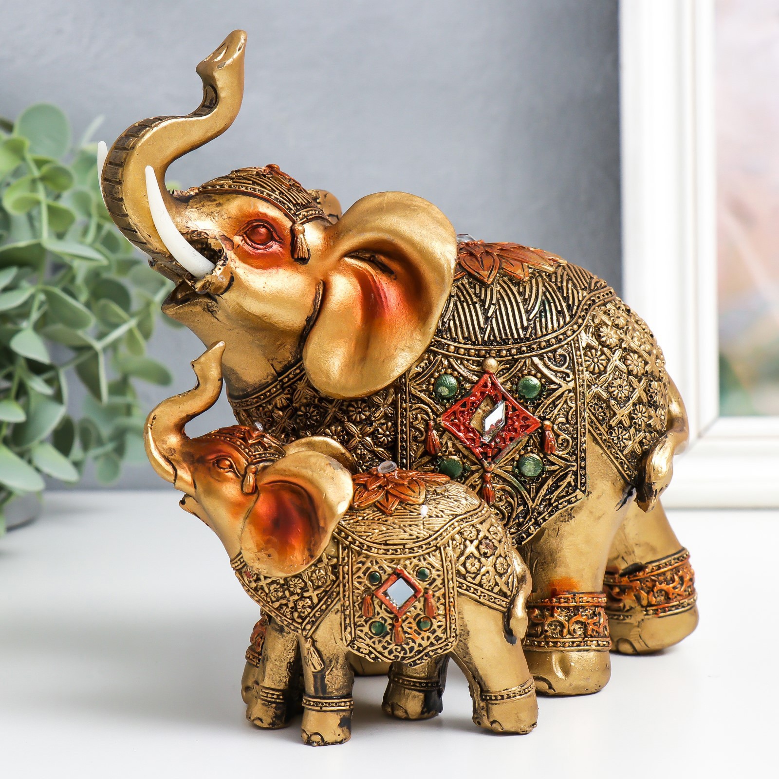 Изображение товара Фигурка "Слониха и слонёнок в попоне с цветком" бронза 15x12.5x17.5 см