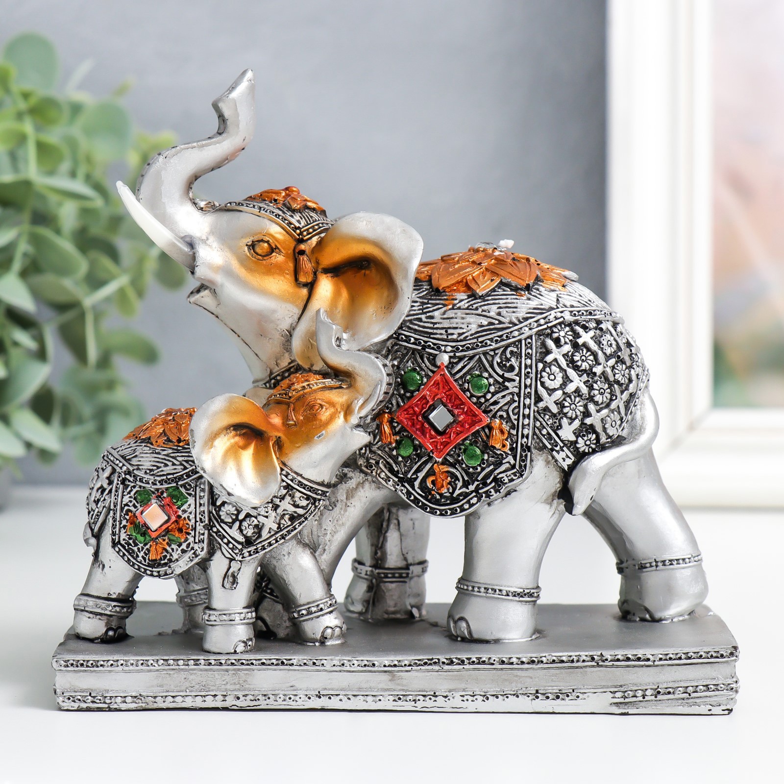 Изображение товара Фигурка Слониха со слонёнком в попоне с ромбом серебро 14x6.3x13.5 см