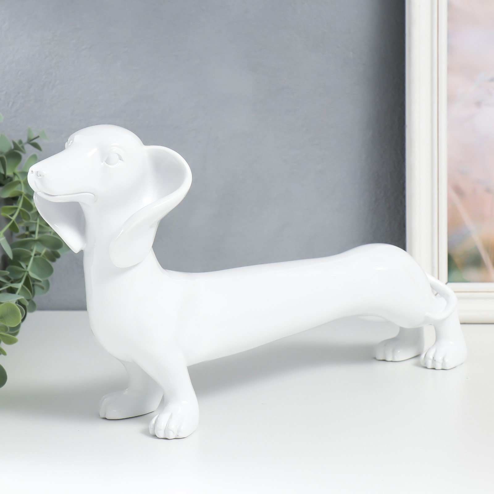 Изображение товара Фигурка "Такса" белый 22x11x42 см