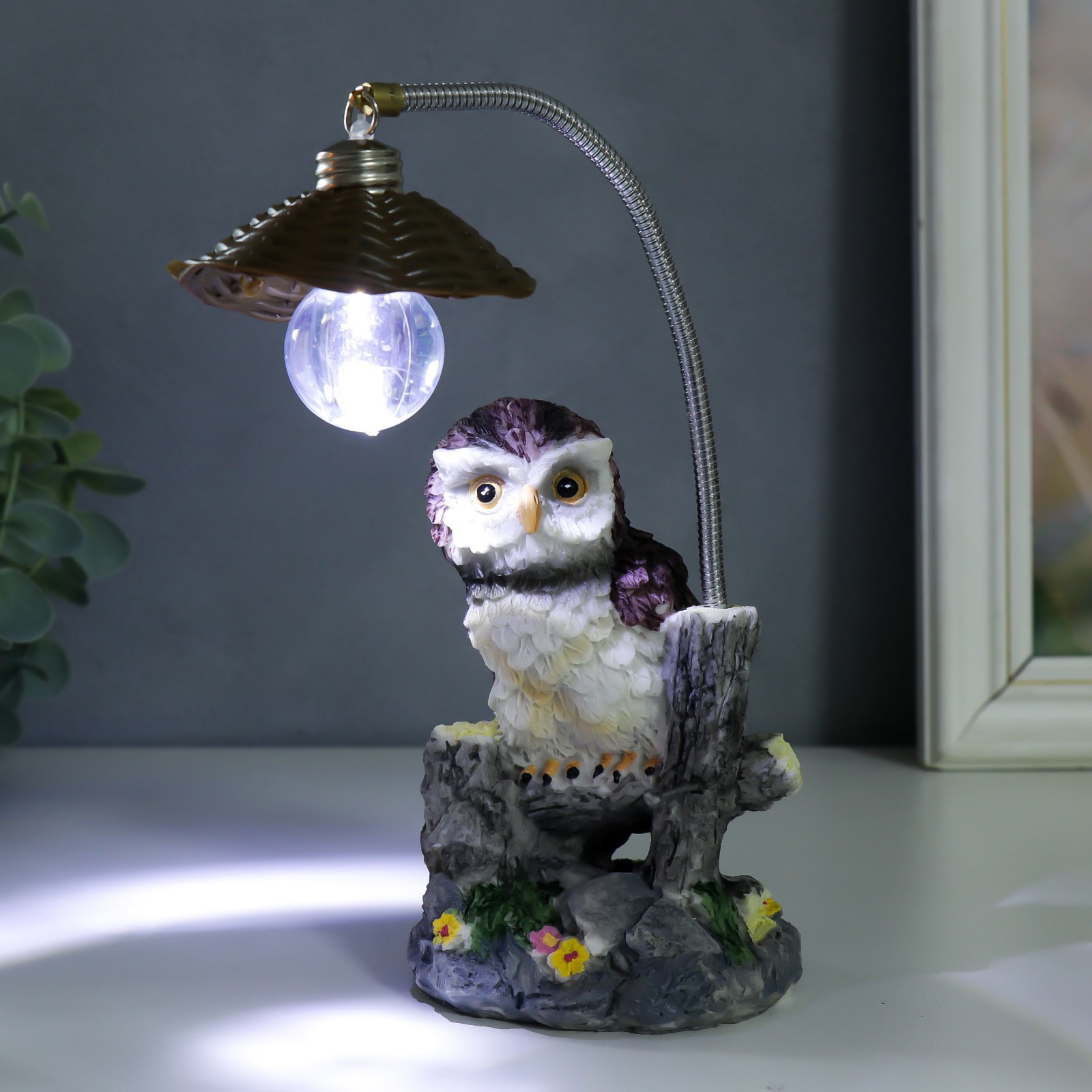 Изображение товара Декоративная фигура SIMALAND Филин под фонарём 8x7,5x19,5 см