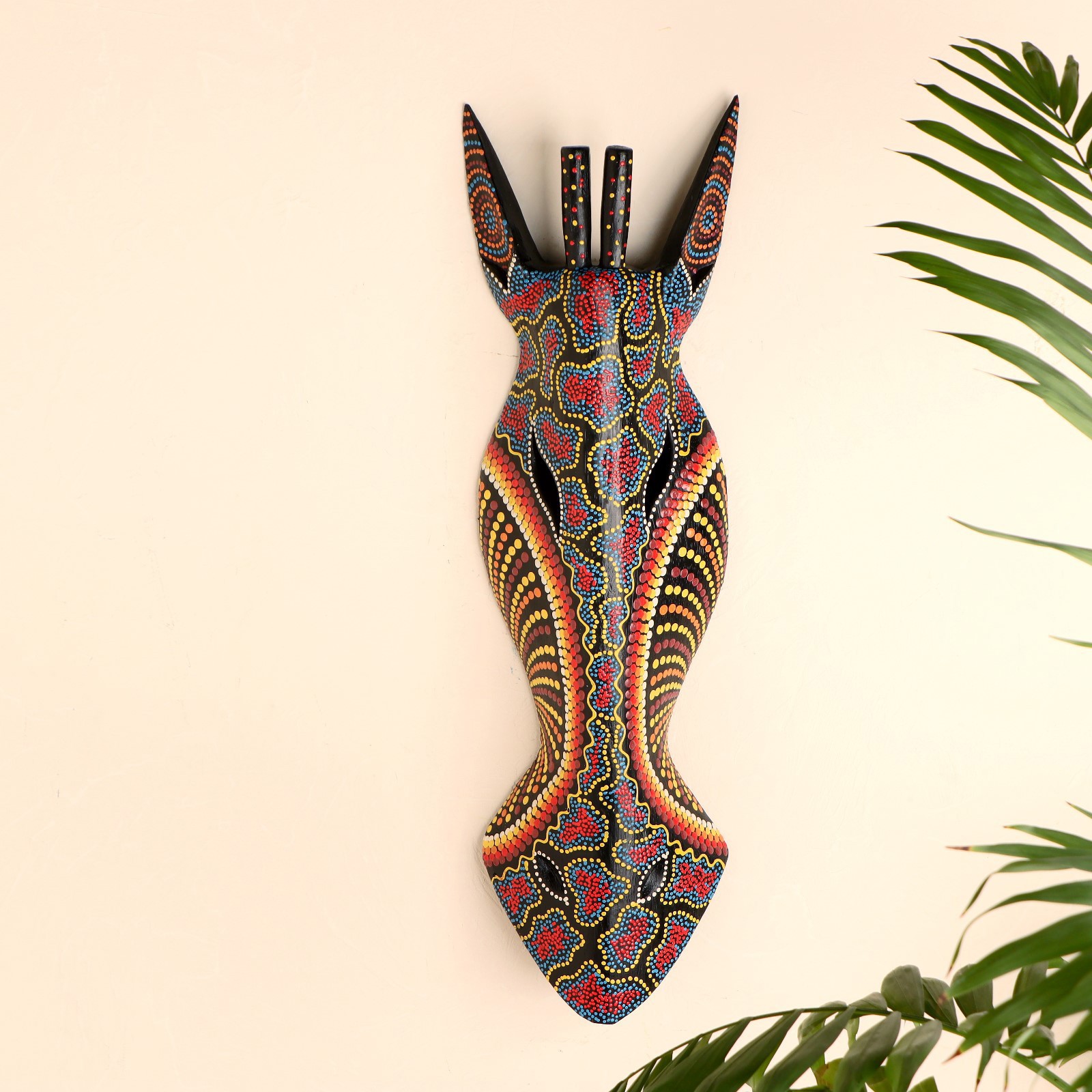 Изображение товара Панно маска Жираф огненный — дерево, ручная работа, Индонезия
