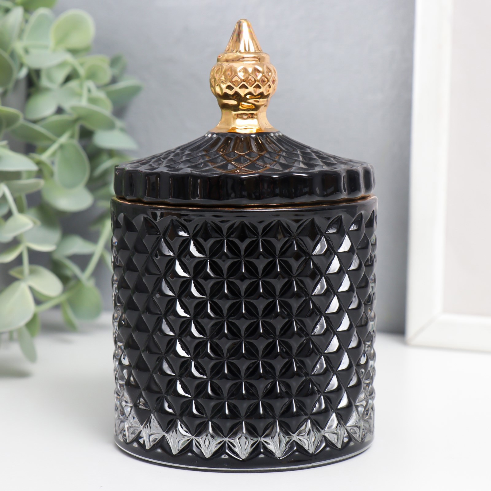 Изображение товара Шкатулка «Ромбы и купол» чёрная с золотом 14×8.2×8.2 см