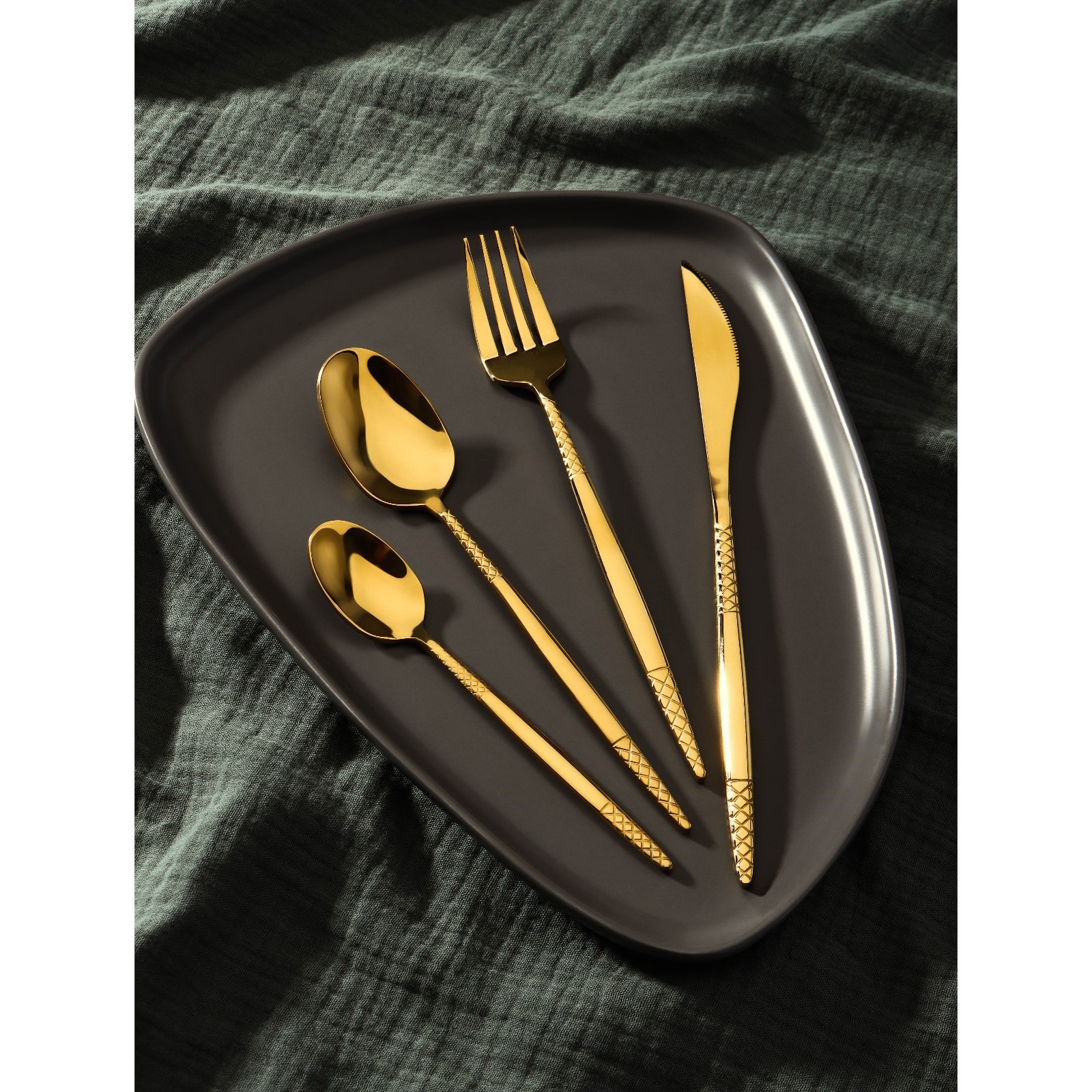 Изображение товара Набор столовых приборов Magistro "Античность", 4 предмета, нержавеющая сталь, золистый цвет