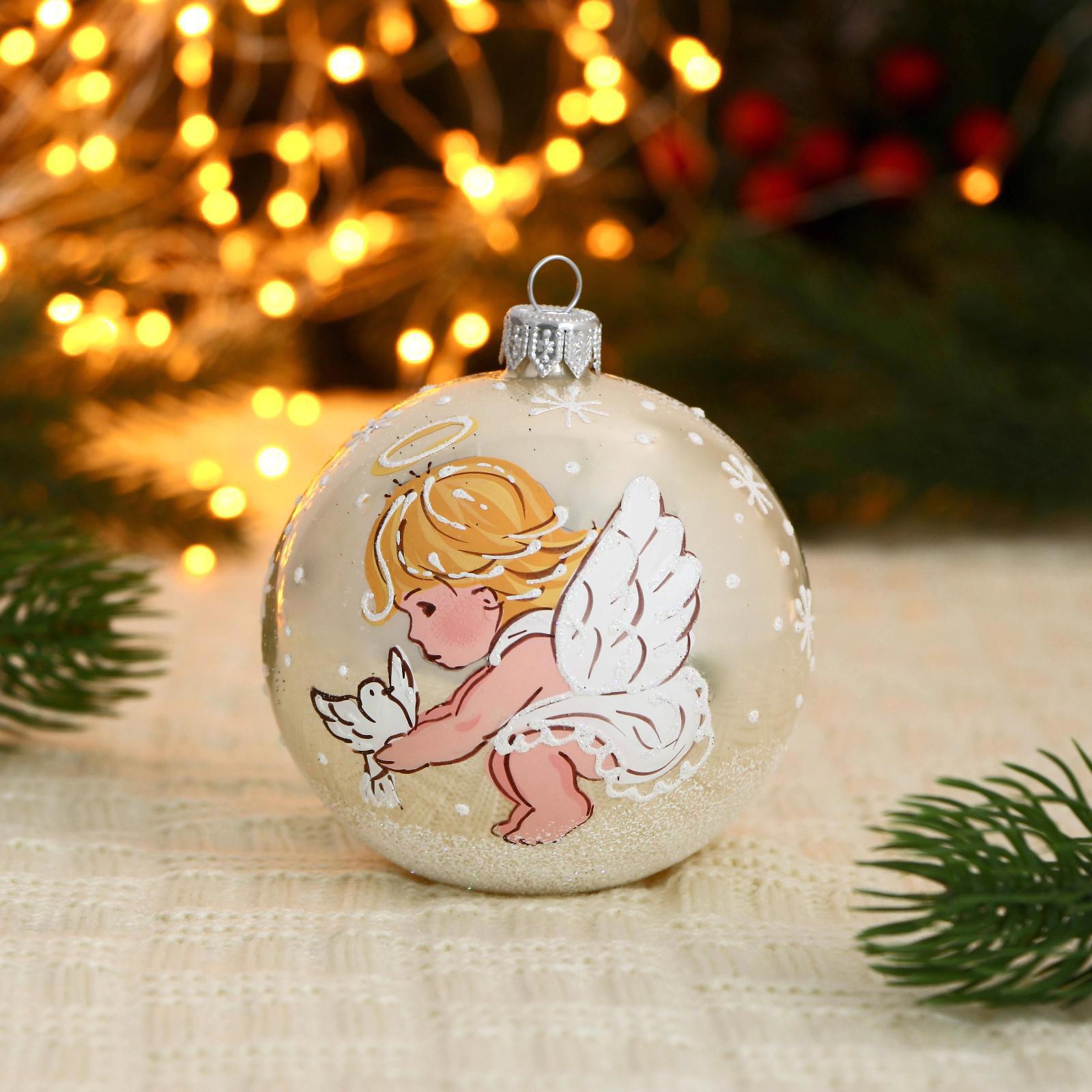 Изображение товара Елочный стеклянный шар Винтажный Ангел с голубкой 8 см