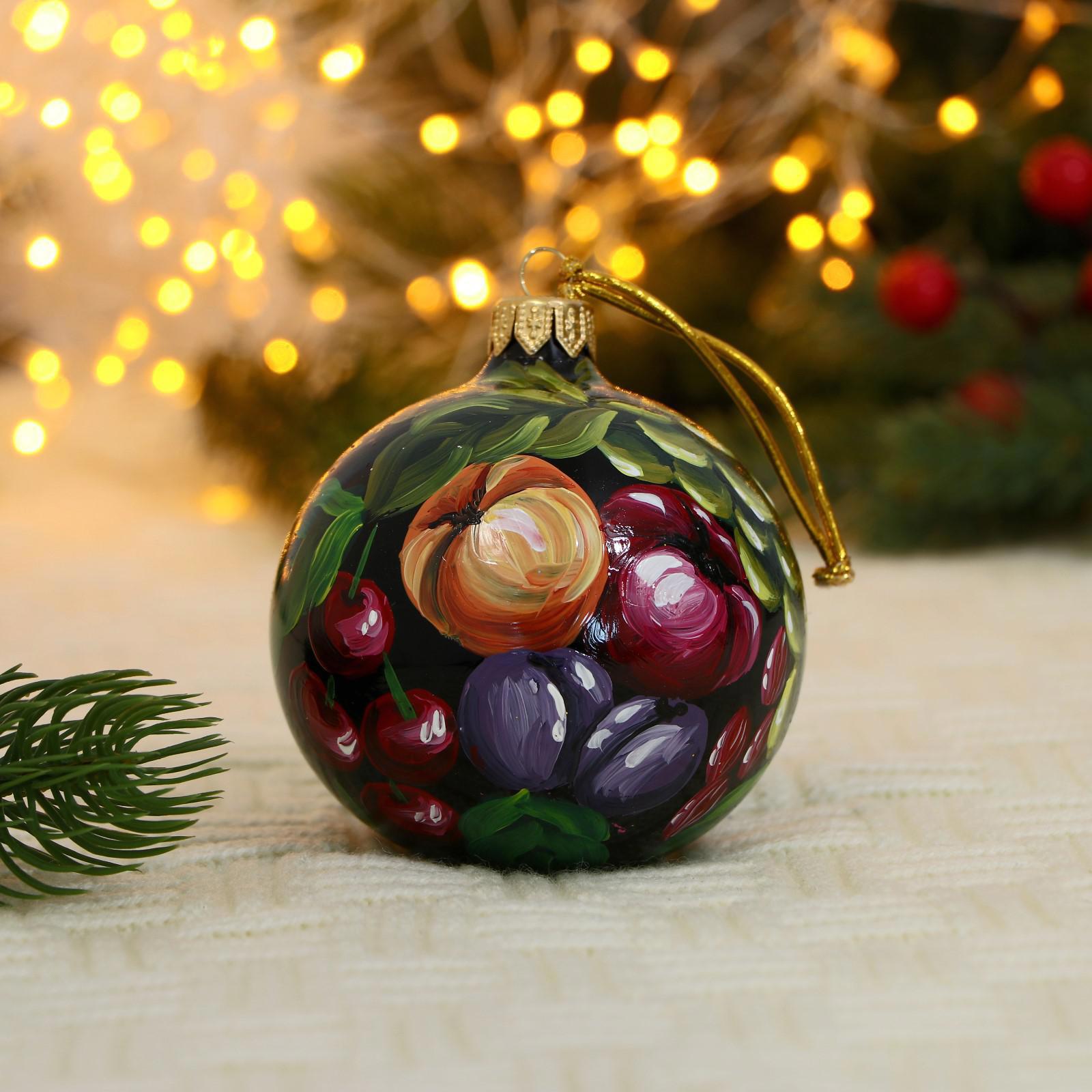 Изображение товара Елочный шар EVIS 5227233 Расписной узор 8 см стекло черный глянцевый
