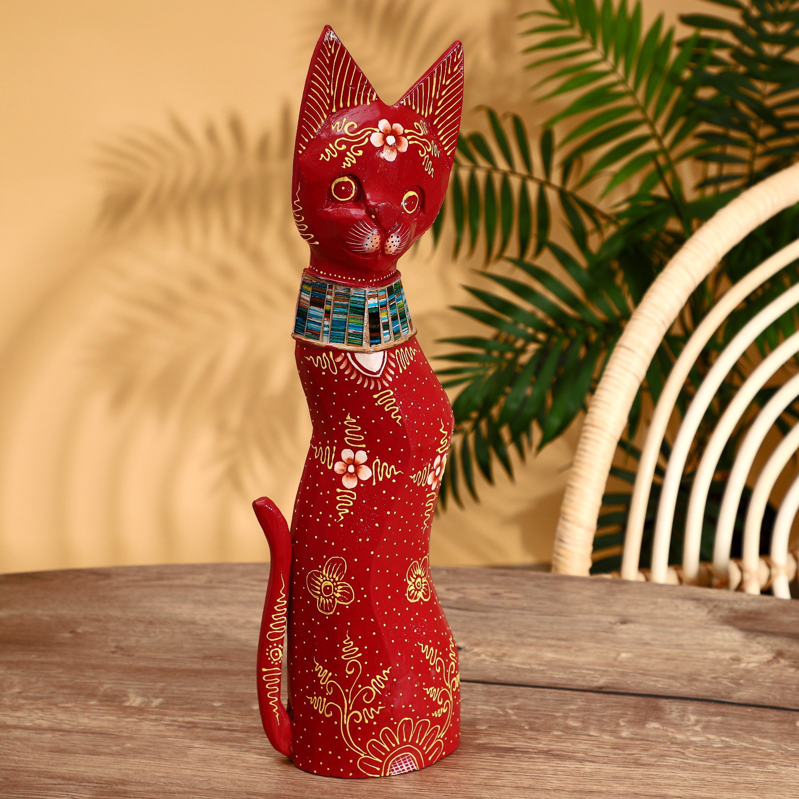 Изображение товара Кошка узор в точку 50 см — деревянный интерьерный сувенир