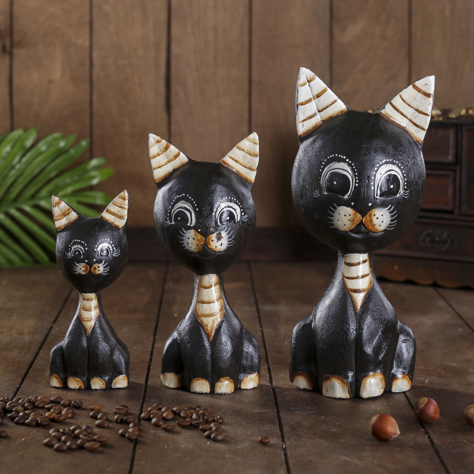 Изображение товара Набор сувениров 3 шт "Кошки с круглой головой" 5x17x25 см