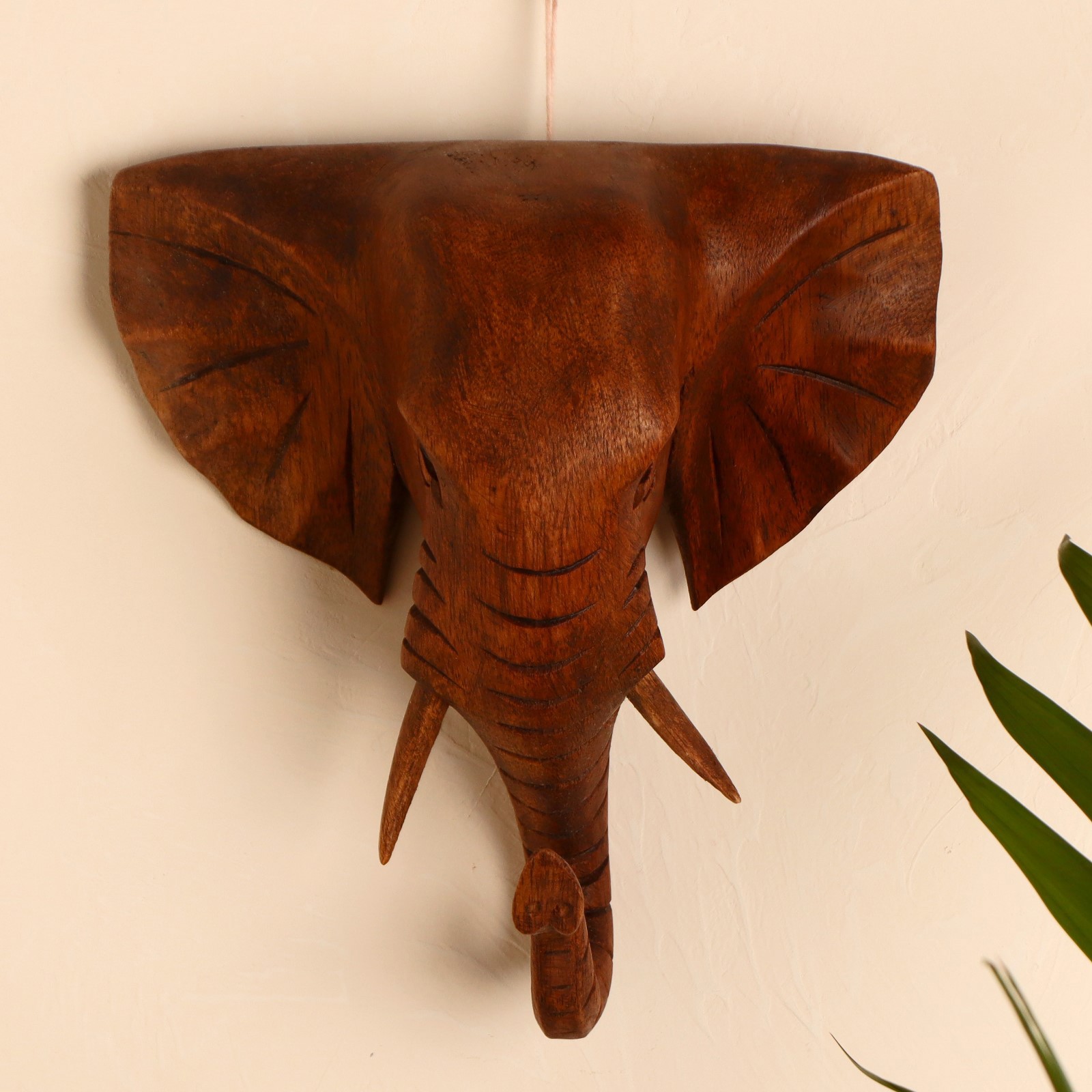 Изображение товара Панно "Голова слона" коричневое 20x5x18 см