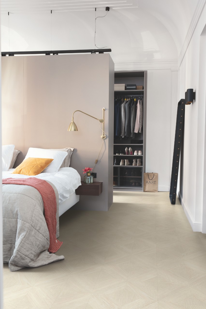 Изображение товара Ламинат Quick Step Дуб палаццо белый 33 класс толщина 12 мм водостойкий с фаской