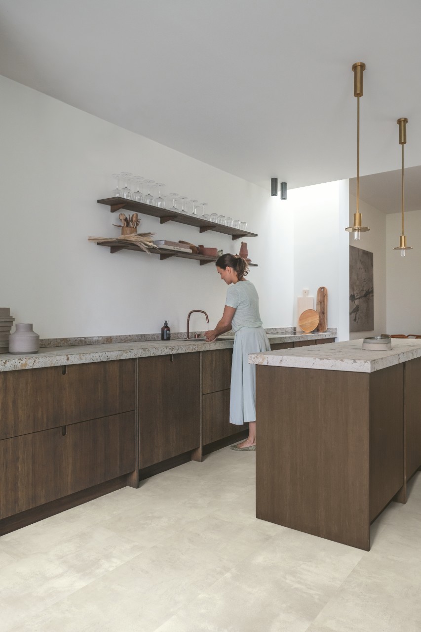 Изображение товара Ламинат Quick Step Тонированный бетон 12 мм 33 класс фаска 1.426 м²