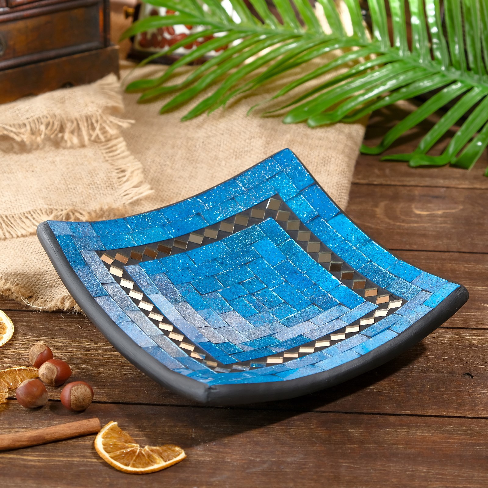 Изображение товара Декоративная подставка-тарелка Адэлин 20x20x5 см