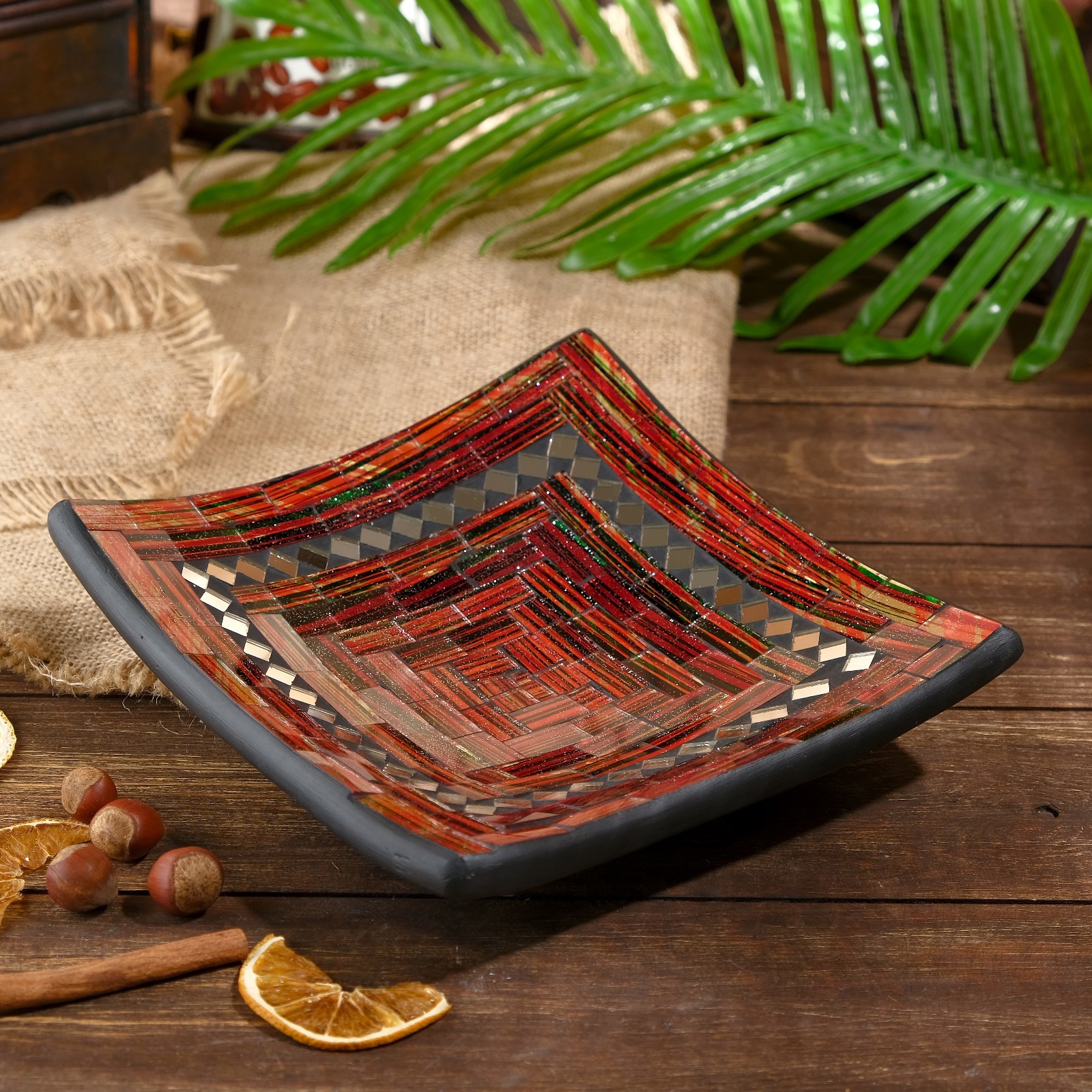 Изображение товара Подставка-тарелка декоративная "Мега" 20x20x5 см