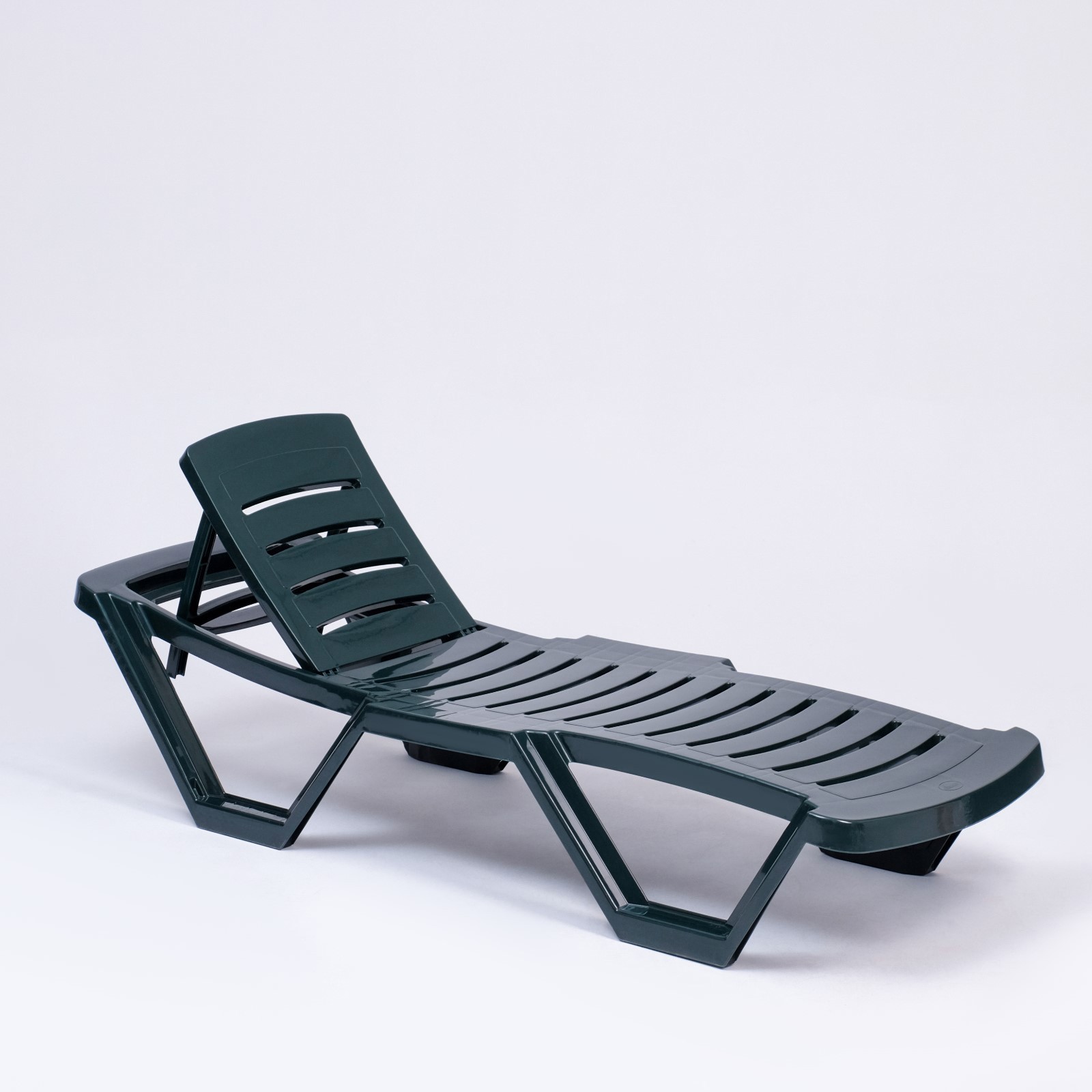 Изображение товара Шезлонг Шафран Модерн 187 см х 63 см х 43 см пластик/пластик зеленый
