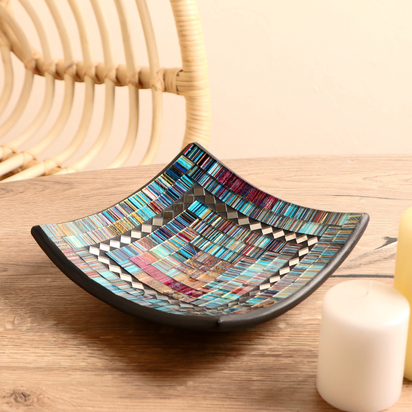 Изображение товара Декоративная тарелка Кампар 20x20x5 см — керамическая подставка для мелочей