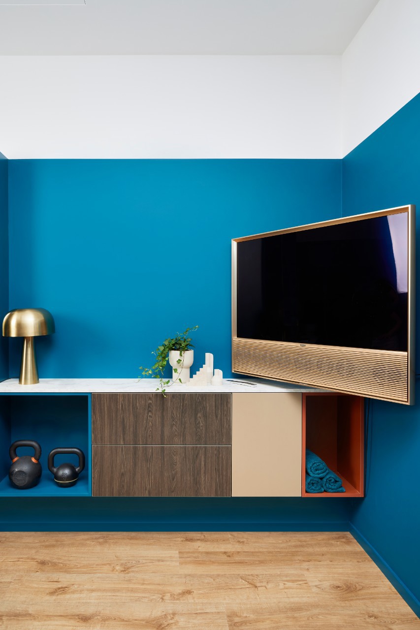 Изображение товара ПВХ плитка Quick Step Дуб осенний медовый 33 класс 5 мм влагостойкая