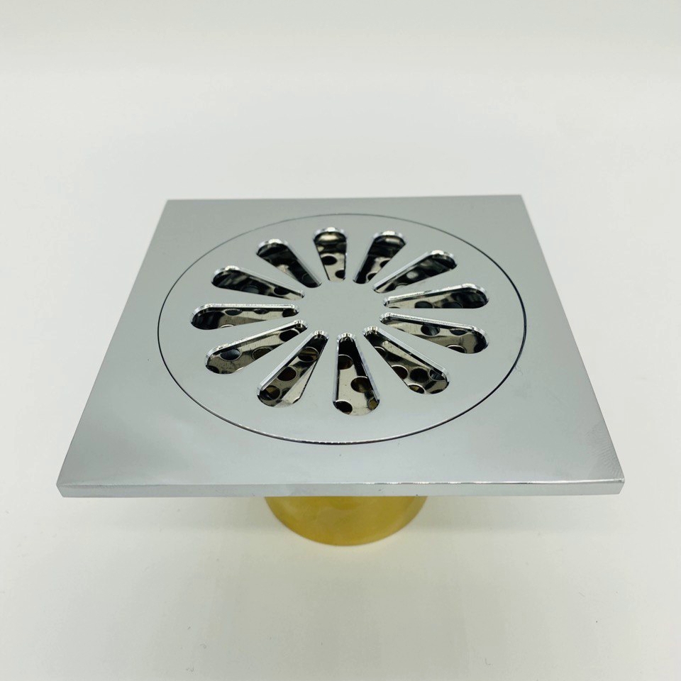 Изображение товара Душевой трап Vieir VER10S 100x100 мм латунь с гидрозатвором для душевых зон