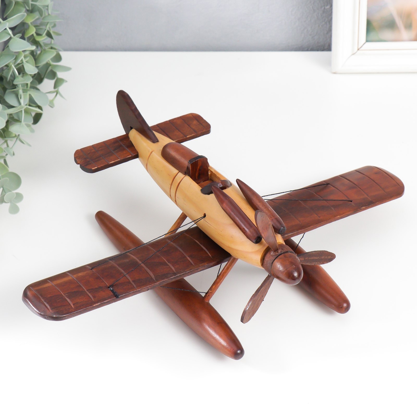 Изображение товара Сувенир интерьерный "Самолет на воздушной подушке" 11.5x27x35.5 см