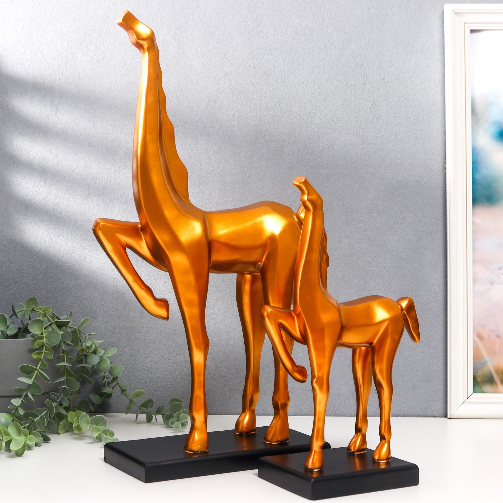 Изображение товара Сувенир интерьерный Абстракция Кони набор 2 шт 50x11.5x29 см