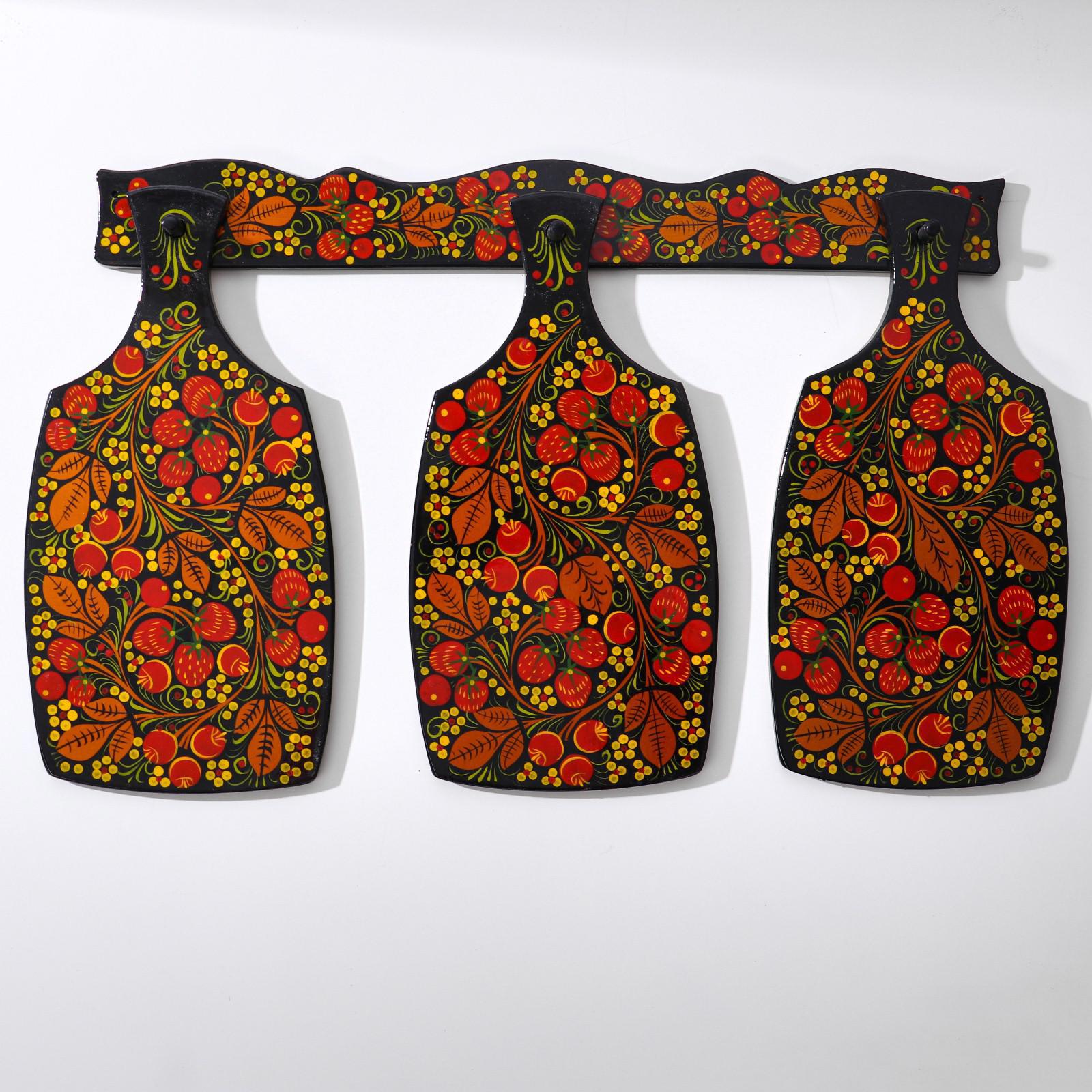 Изображение товара Набор разделочных досок Simaland хохлома 3 шт и держатель 48x33 см украшение кухни