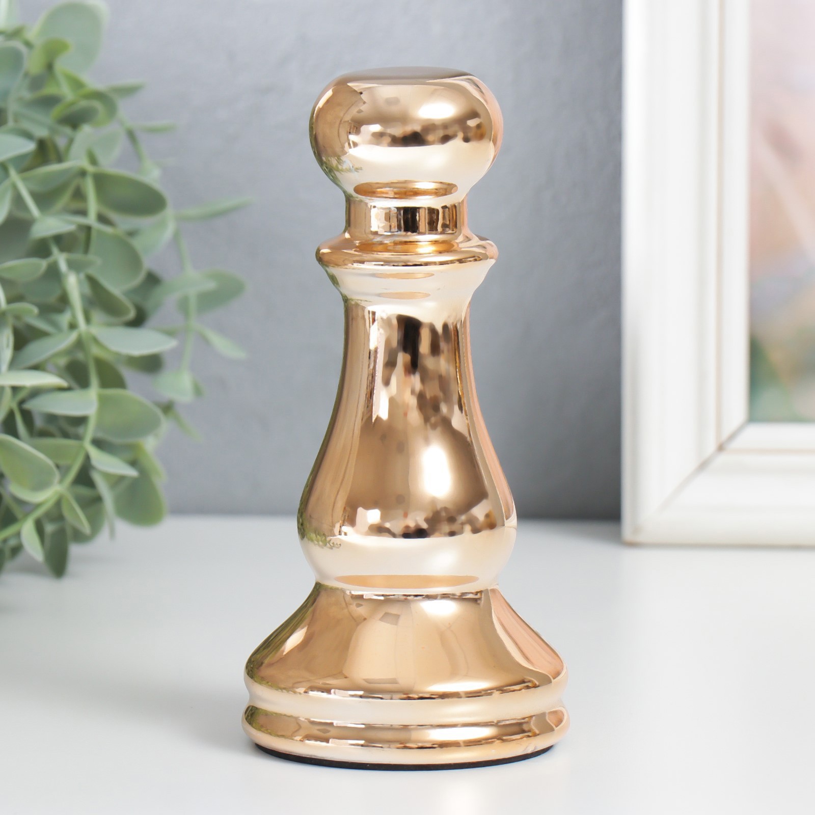 Изображение товара Сувенир интерьерный Шахматная фигура Пешка золото 16x7.5x7.5 см