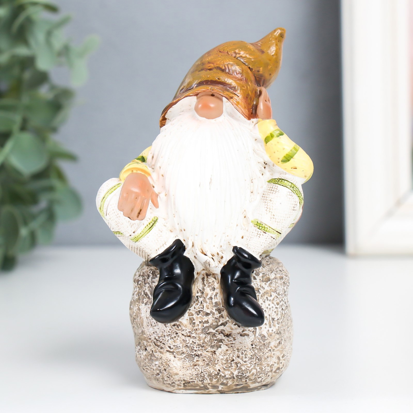 Изображение товара Сувенир интерьерный "Гном в оранжевом колпаке на камне" 11x6.2x5.7 см Изображение товара Сувенир интерьерный "Гном в оранжевом колпаке на камне" 11x6.2x5.7 см